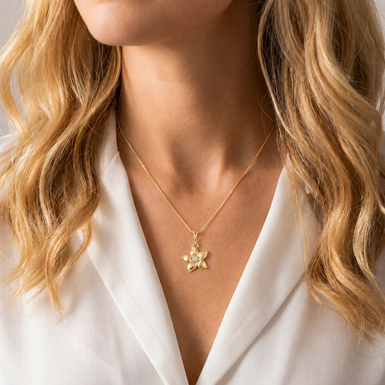 Yellow Gold Diamond — Adelasia