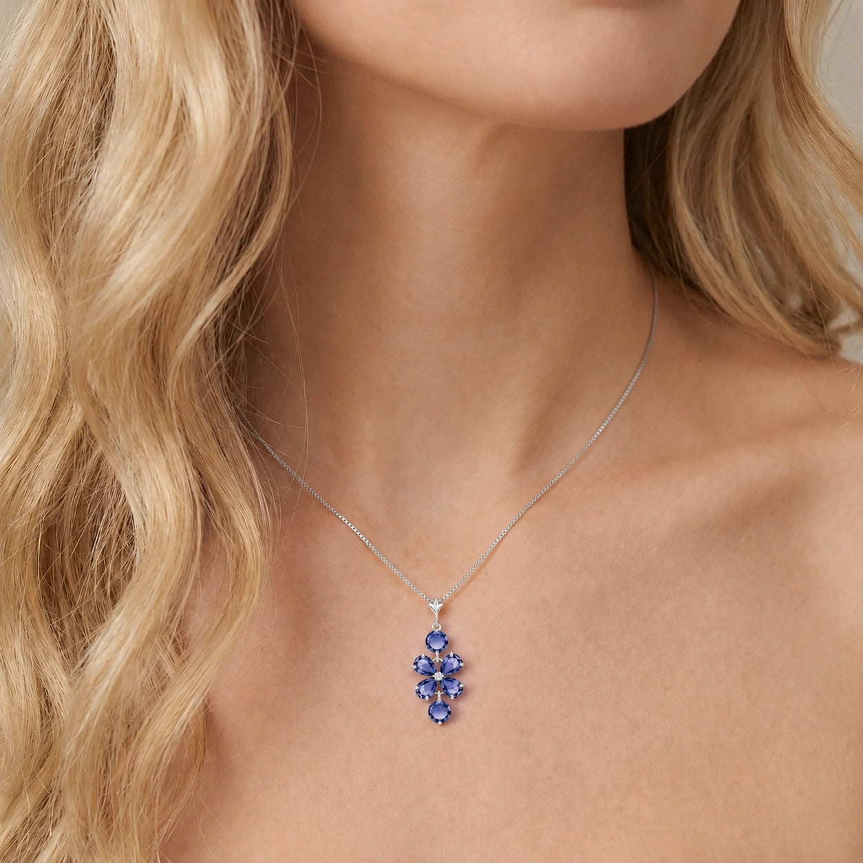 White Gold Classic Necklace Tanzanite 10K — Arianna