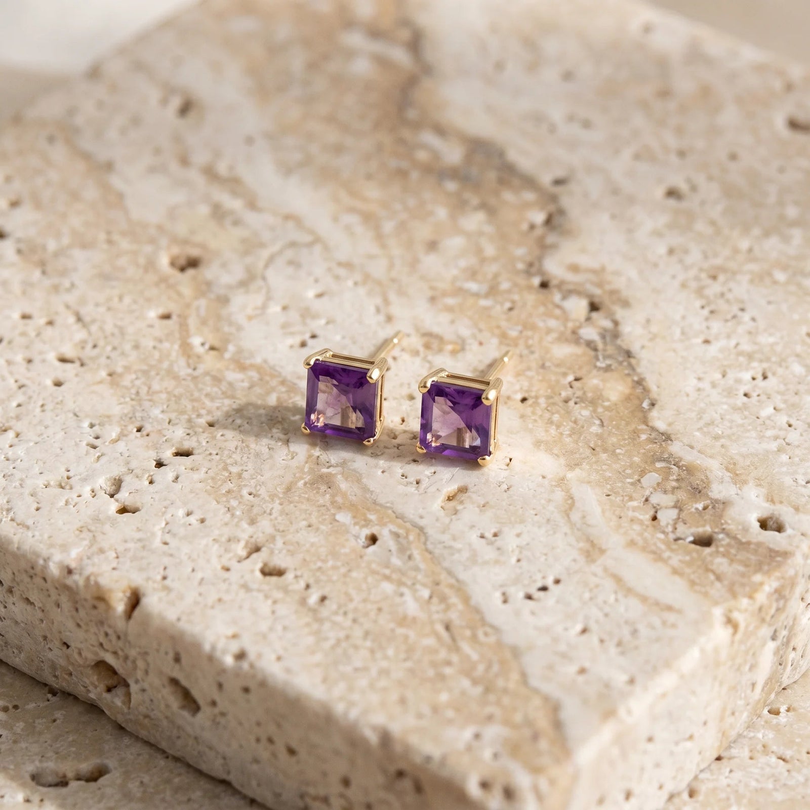 Yellow Gold Earrings Amethyst 10K — Artemisia