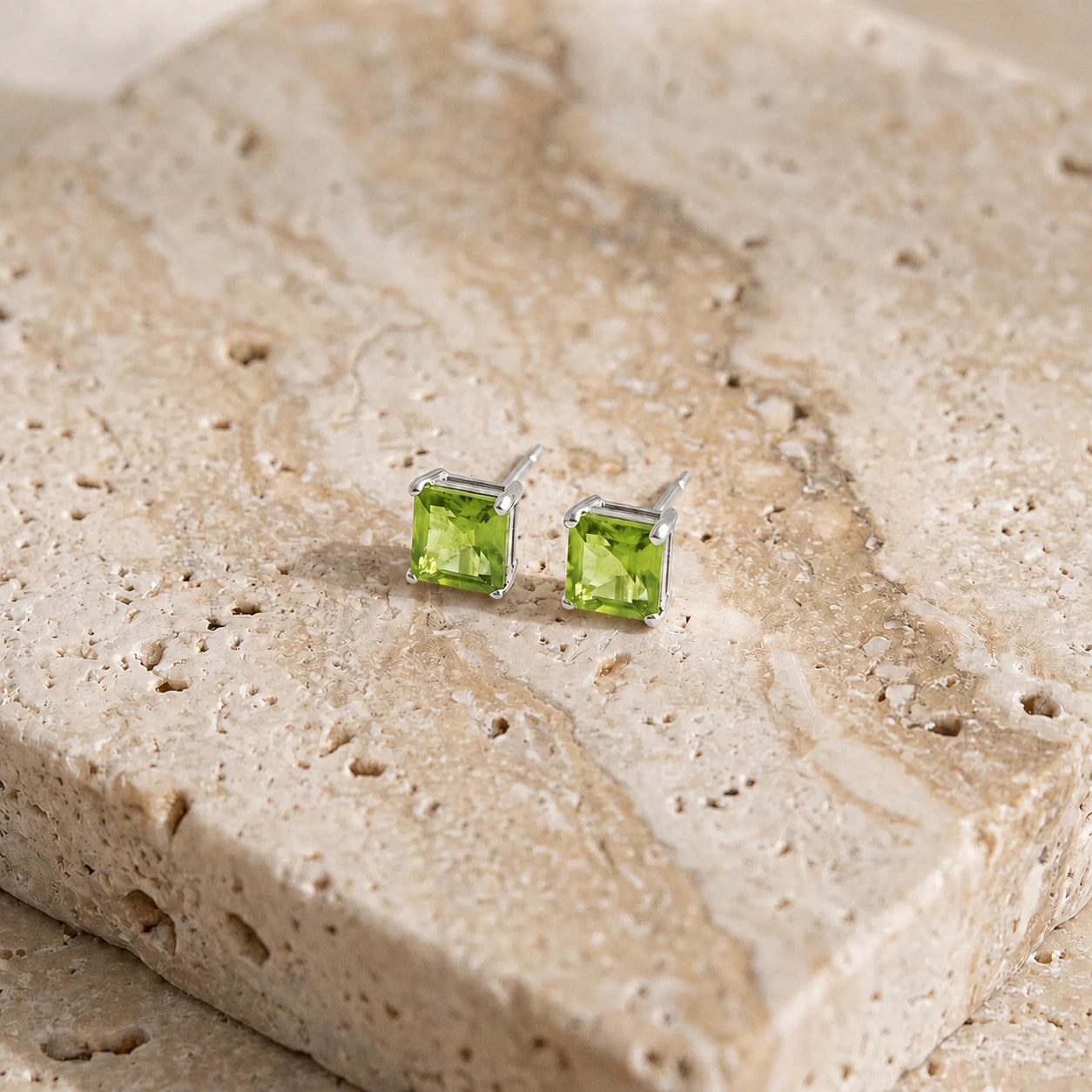 White Gold Earrings Peridot 10K — Artemisia