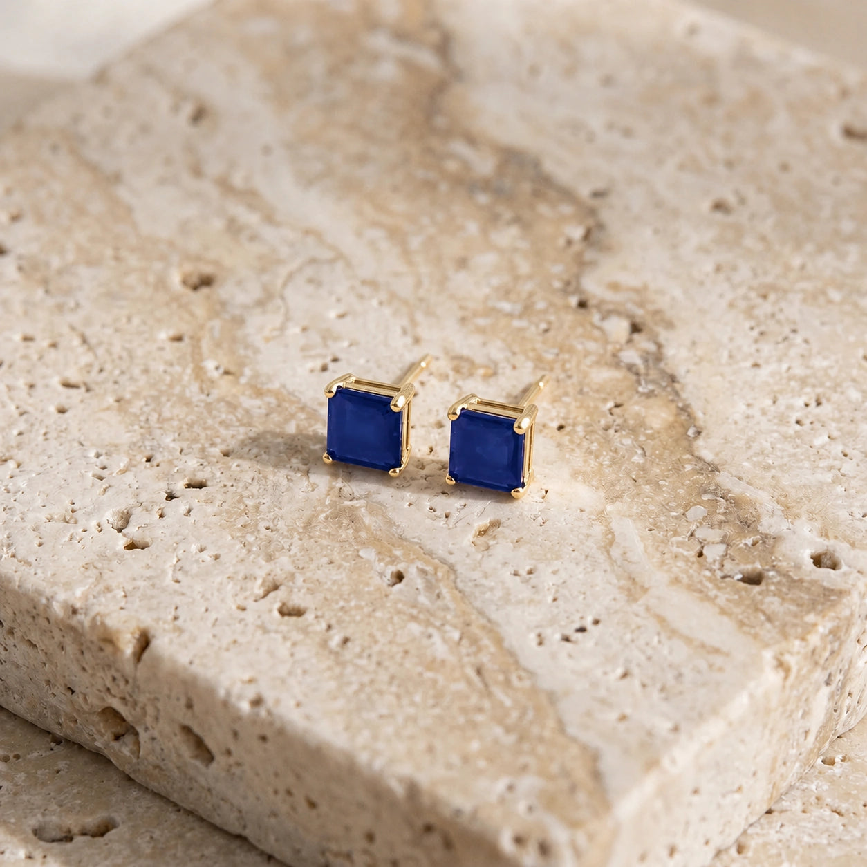 Yellow Gold Earrings Sapphire 10K — Artemisia