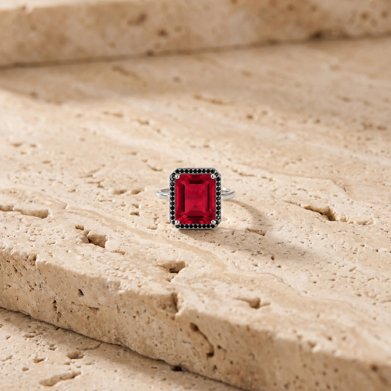 White Gold Ring Ruby 10K — Nives
