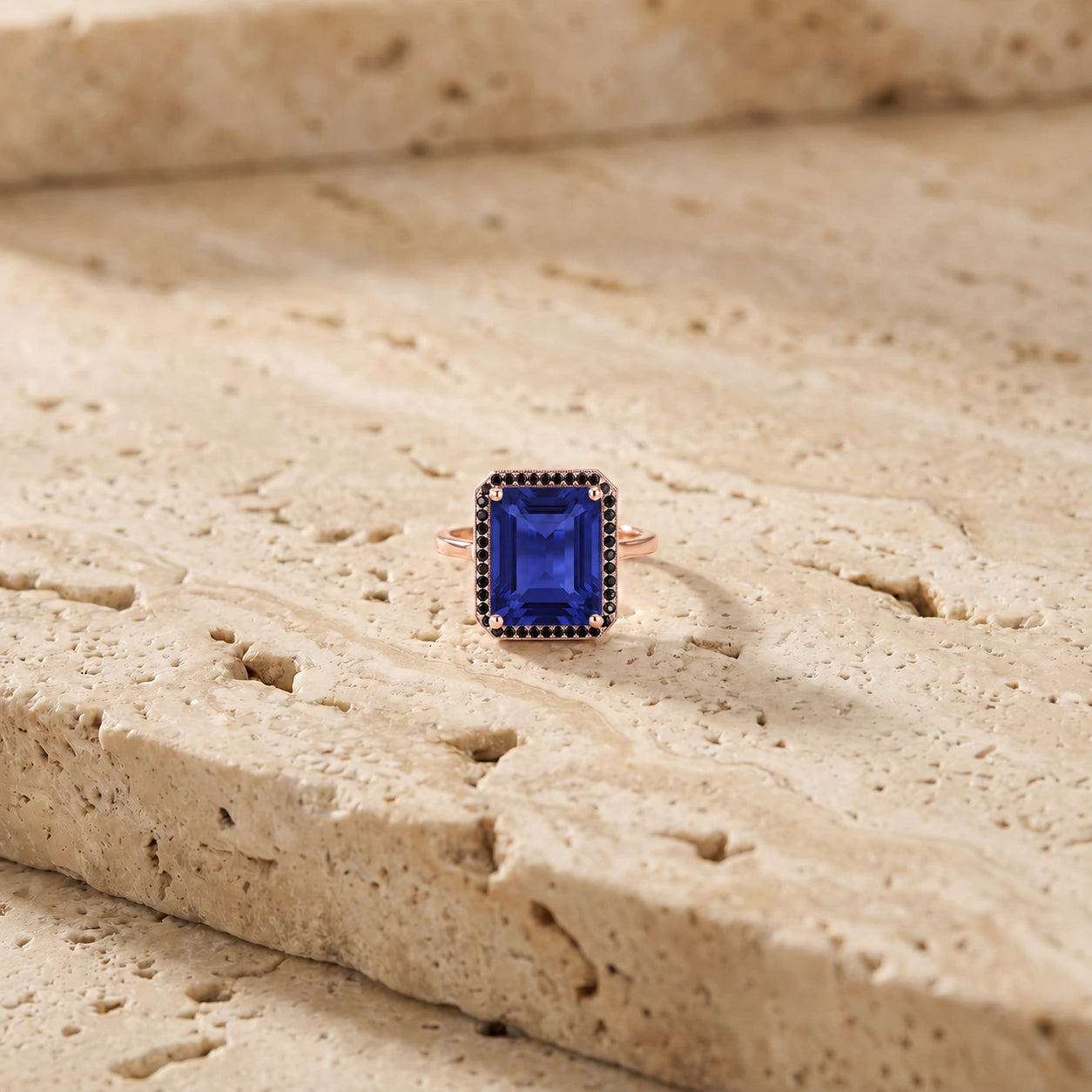 Rose Gold Ring Sapphire 10K — Nives