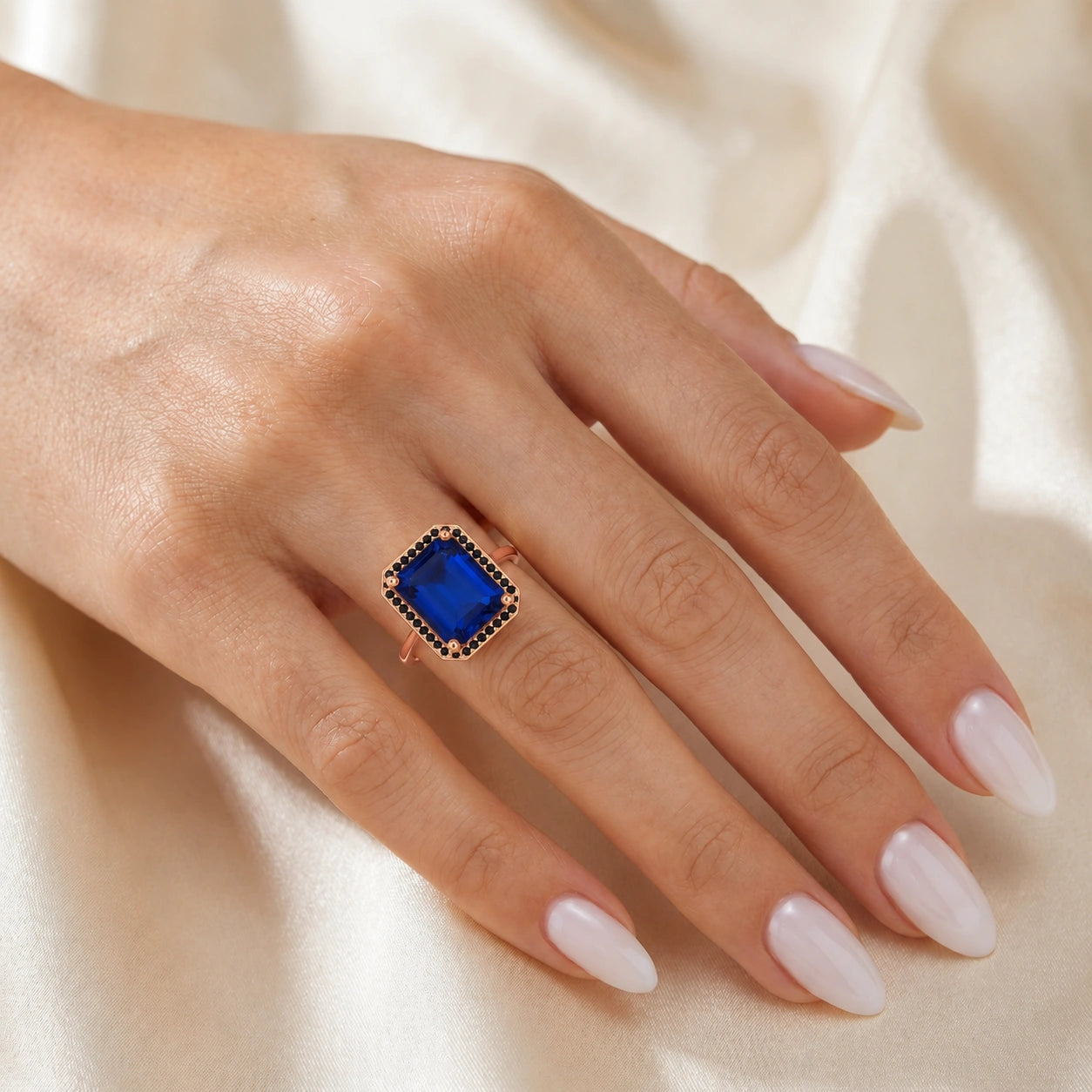 Rose Gold Ring Sapphire 10K — Nives