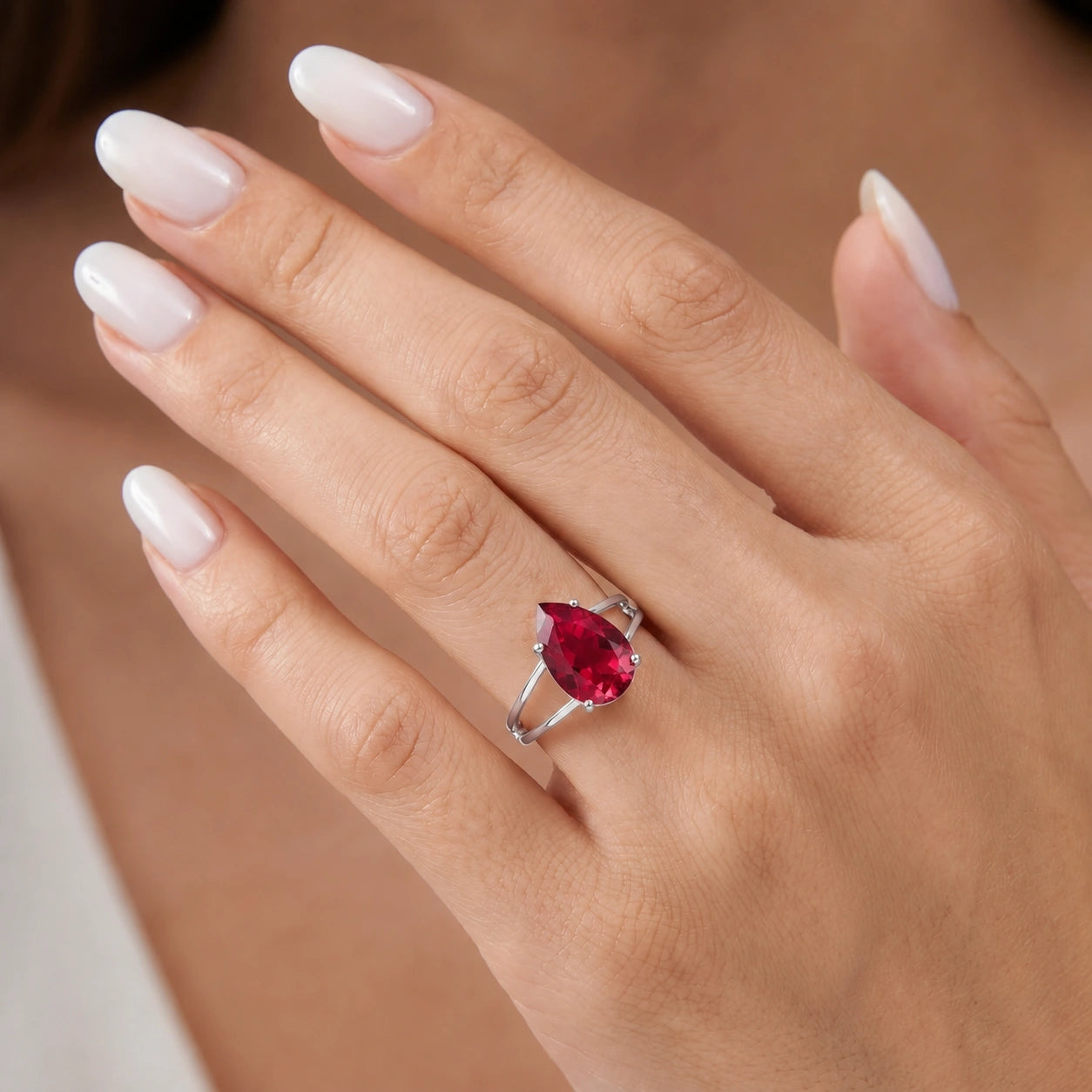 White Gold Heirloom Ring Ruby 10K — Aurora