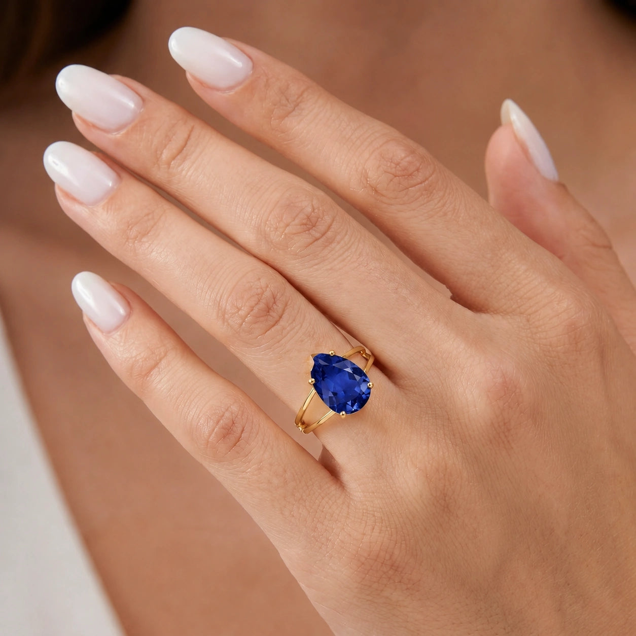 Yellow Gold Heirloom Ring Sapphire 10K — Aurora