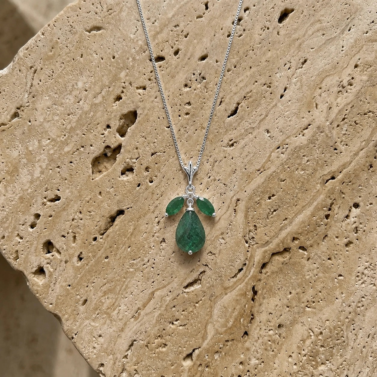 White Gold Necklace Blue Topaz 10K — Laura