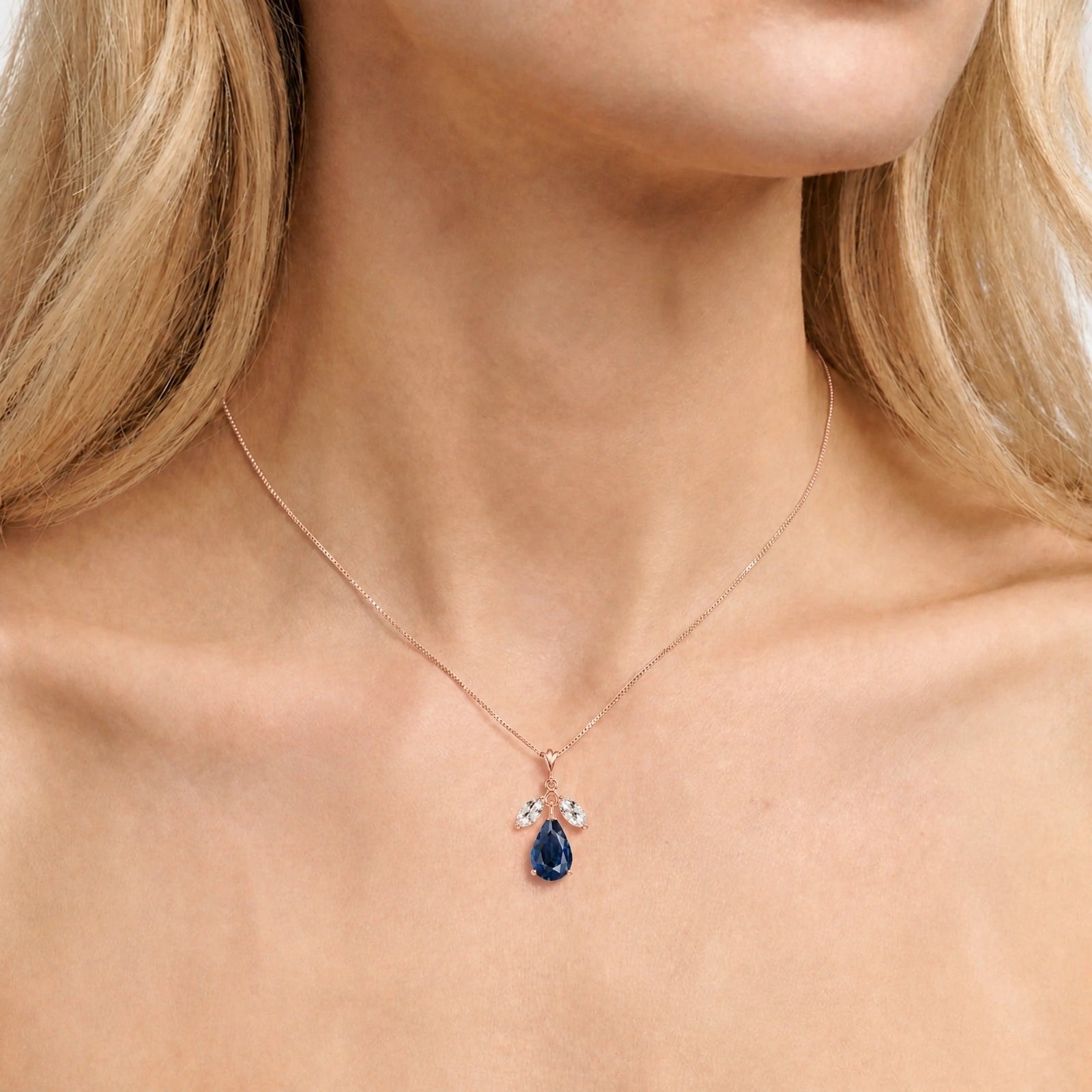 Rose Gold Necklace Emerald 10K — Laura