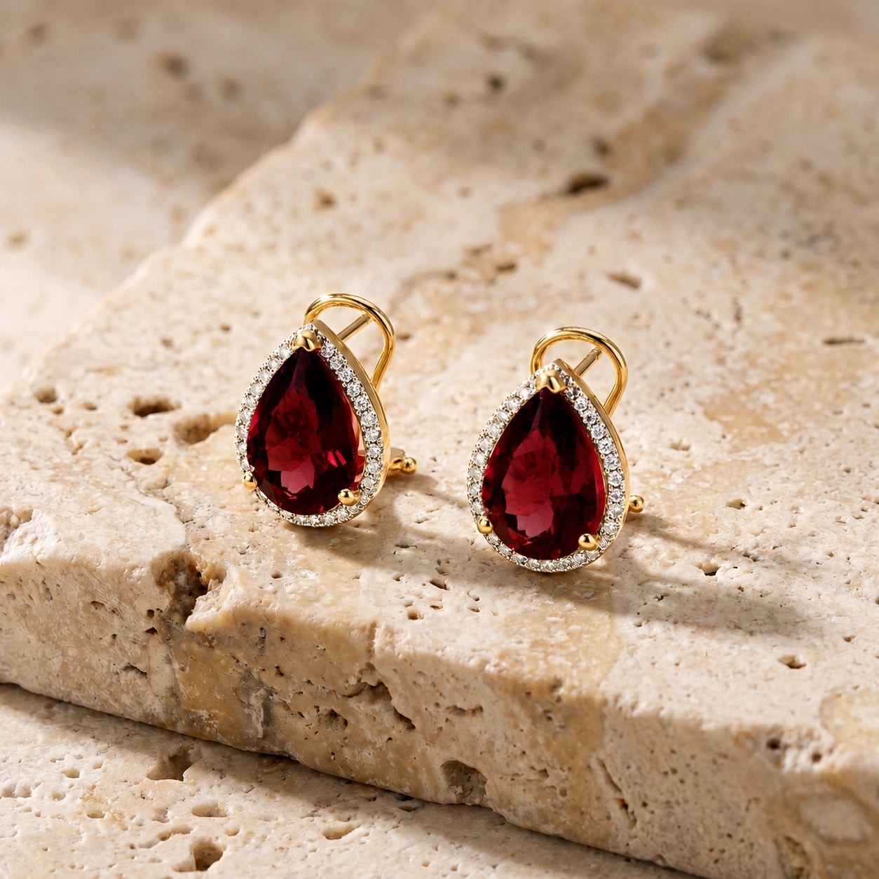 Yellow Gold Earrings Garnet 10K — Bettina