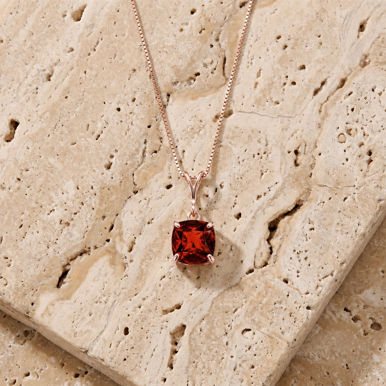 Rose Gold Garnet — Calida