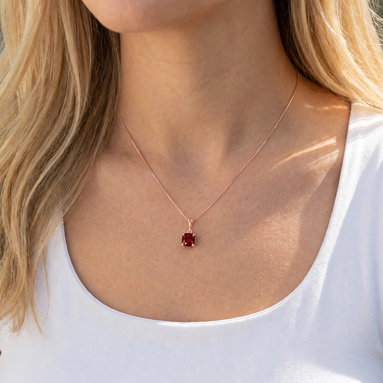 Rose Gold Garnet — Calida