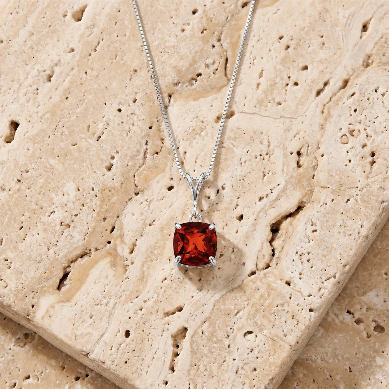 White Gold Garnet — Calida