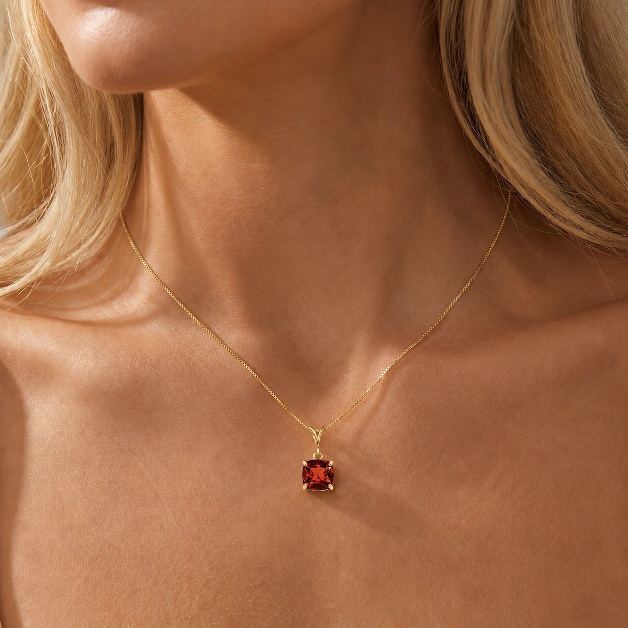 Yellow Gold Garnet — Calida