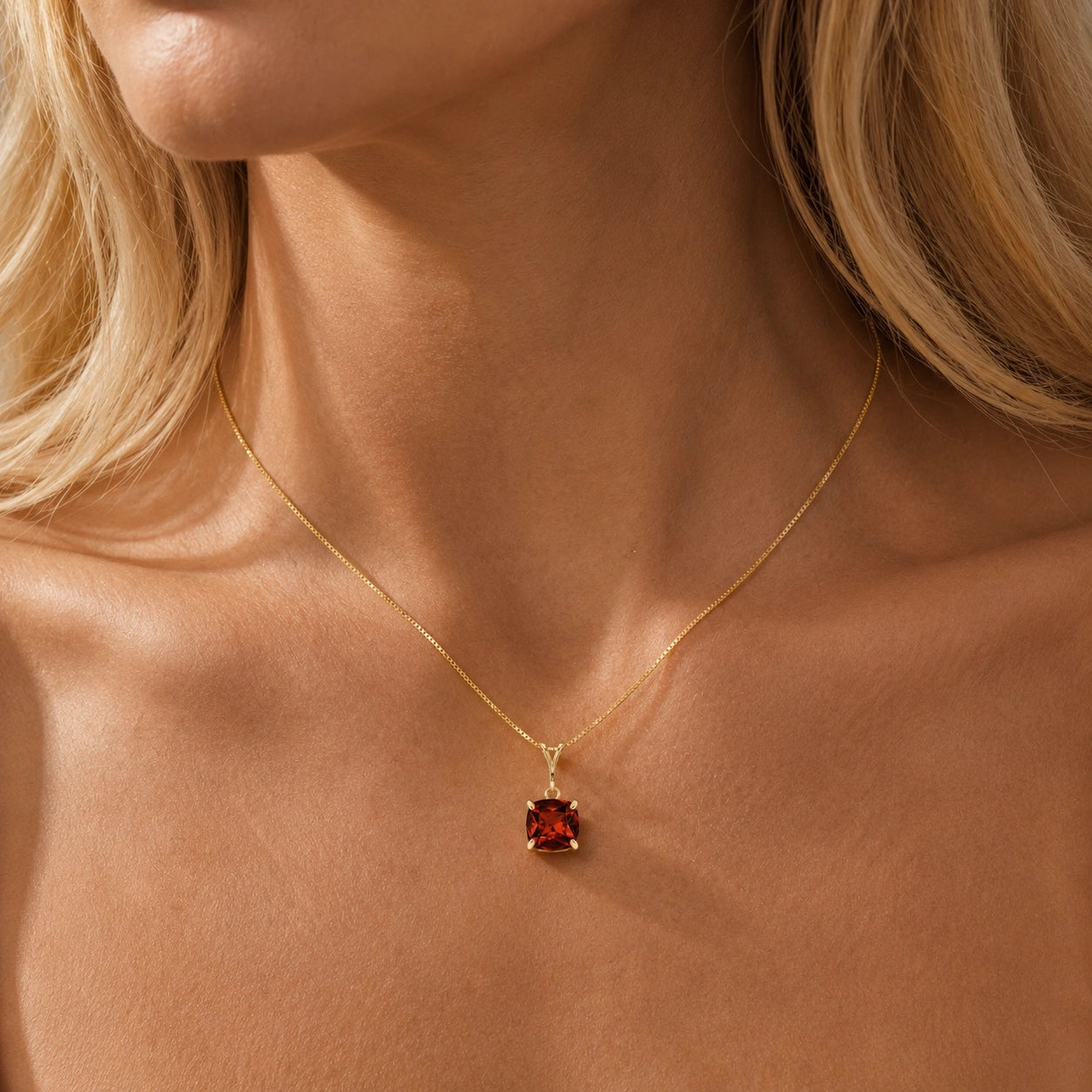 Yellow Gold Garnet — Calida