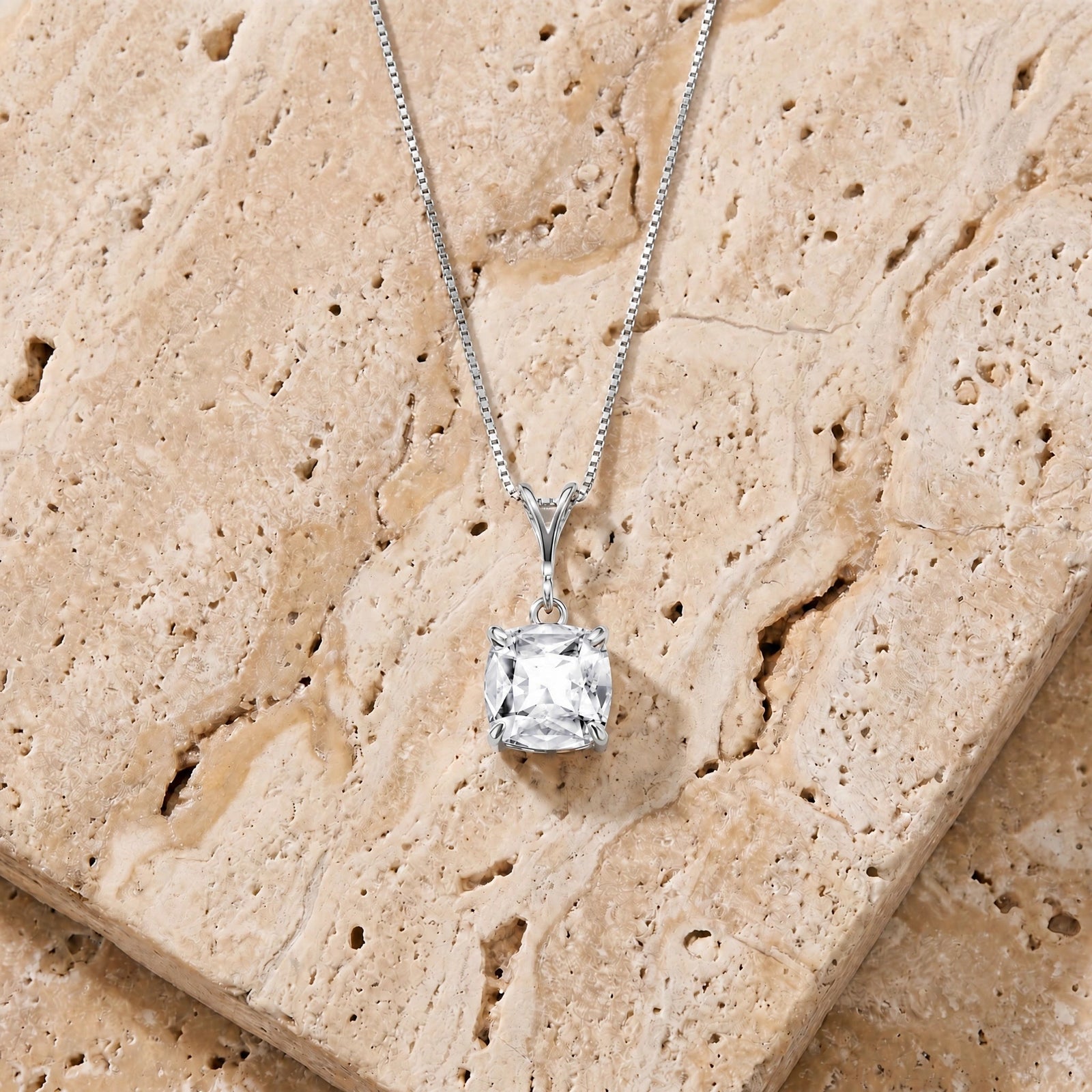 White Gold White Topaz — Calida