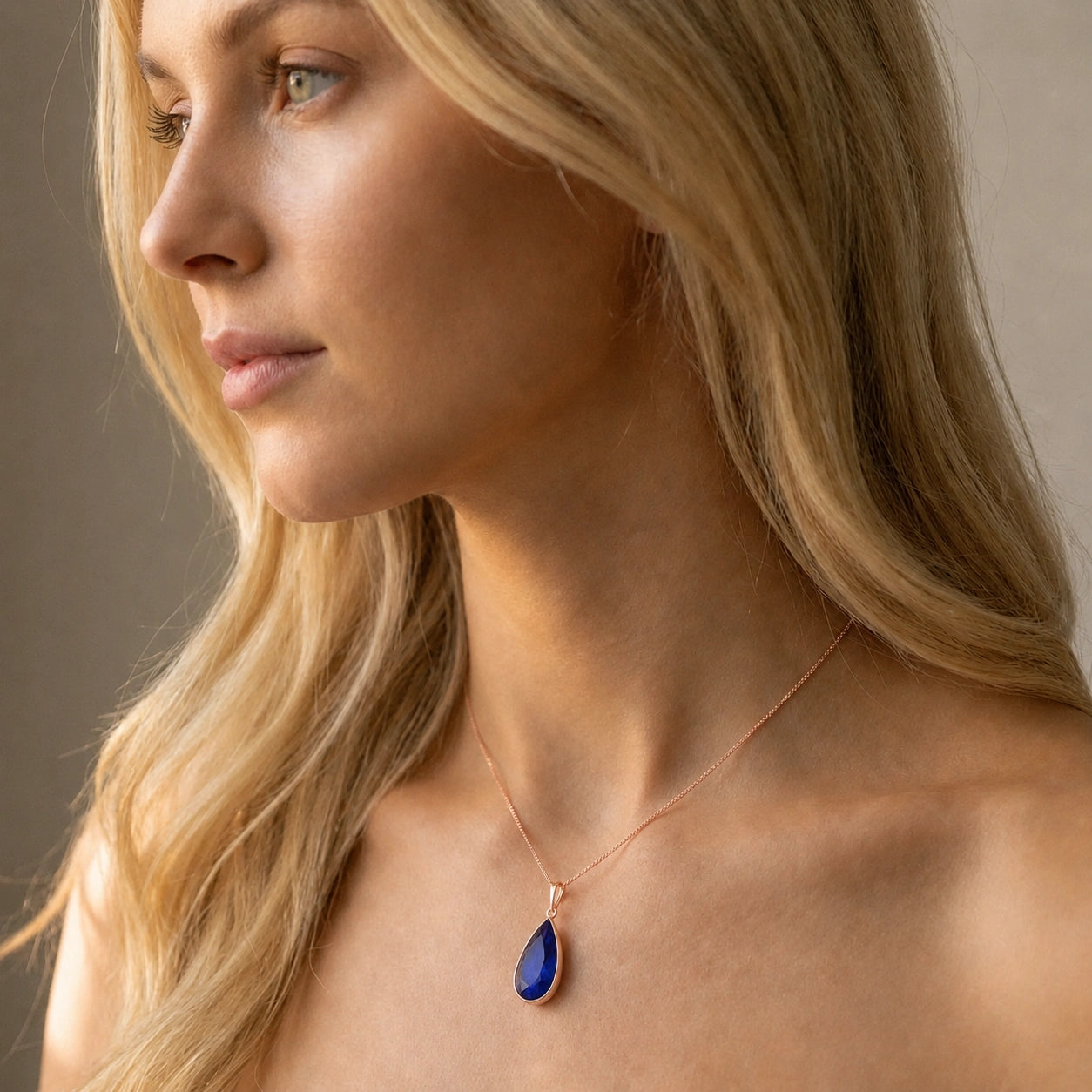 Rose Gold Sapphire — Brigitta