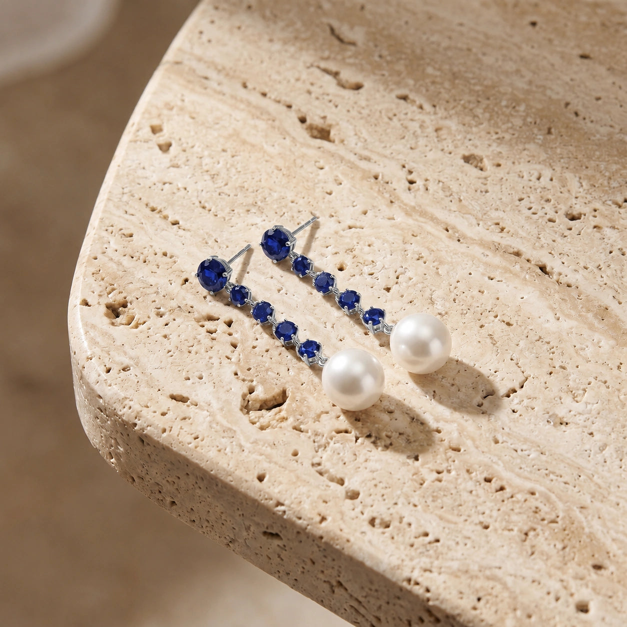 White Gold Pearl & Sapphire — Cristallina