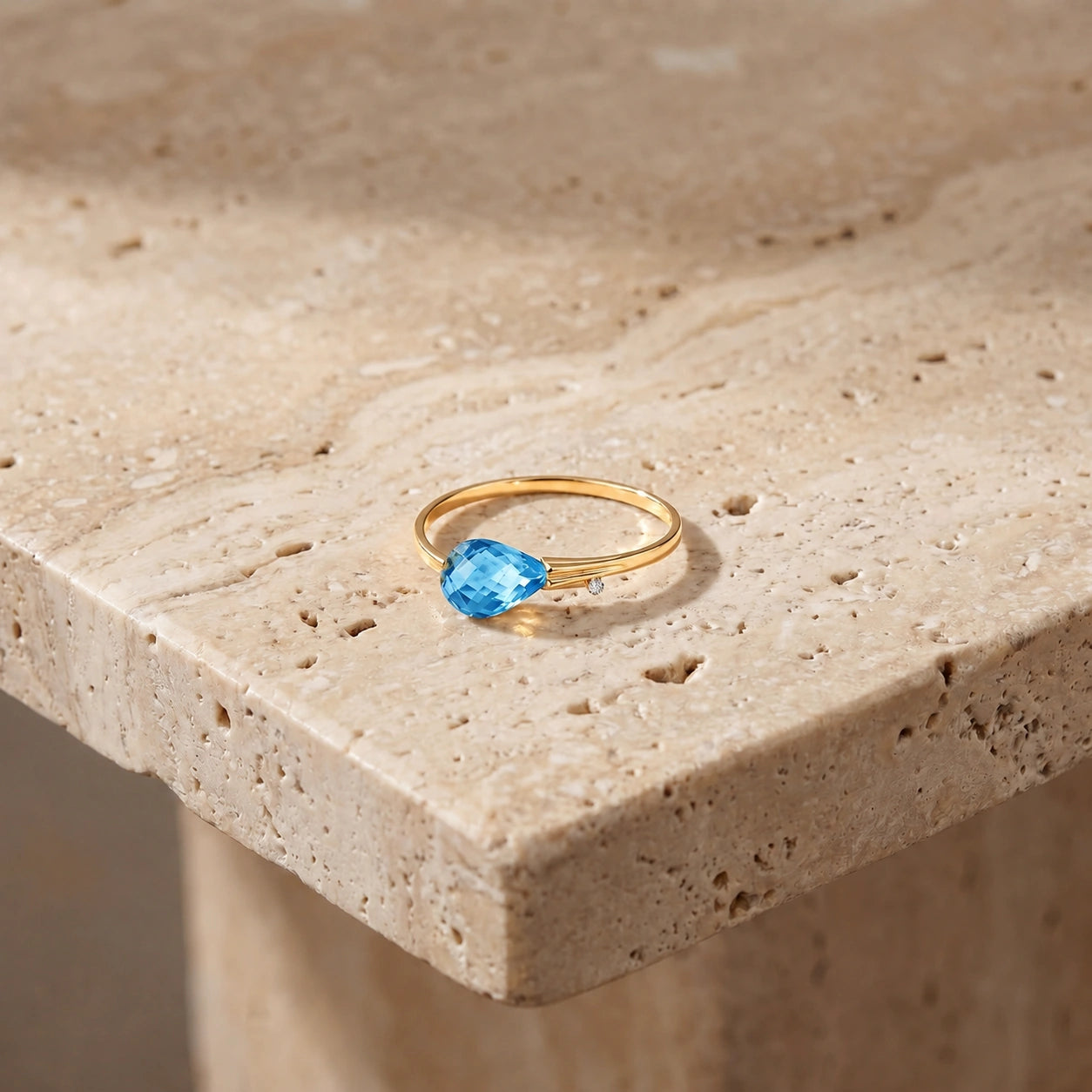 Yellow Gold Blue Topaz & Diamond — Editta