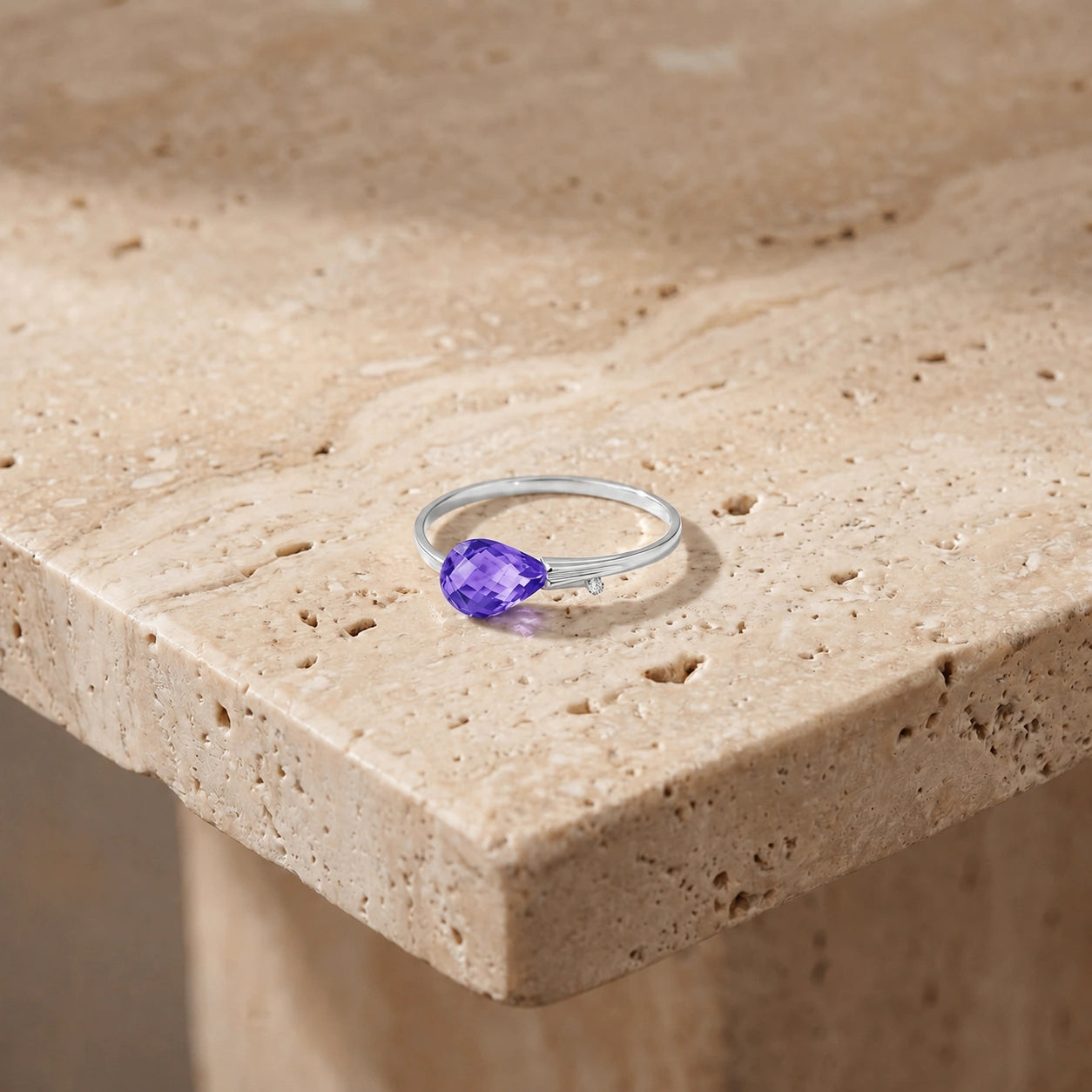White Gold Diamond & Amethyst — Editta
