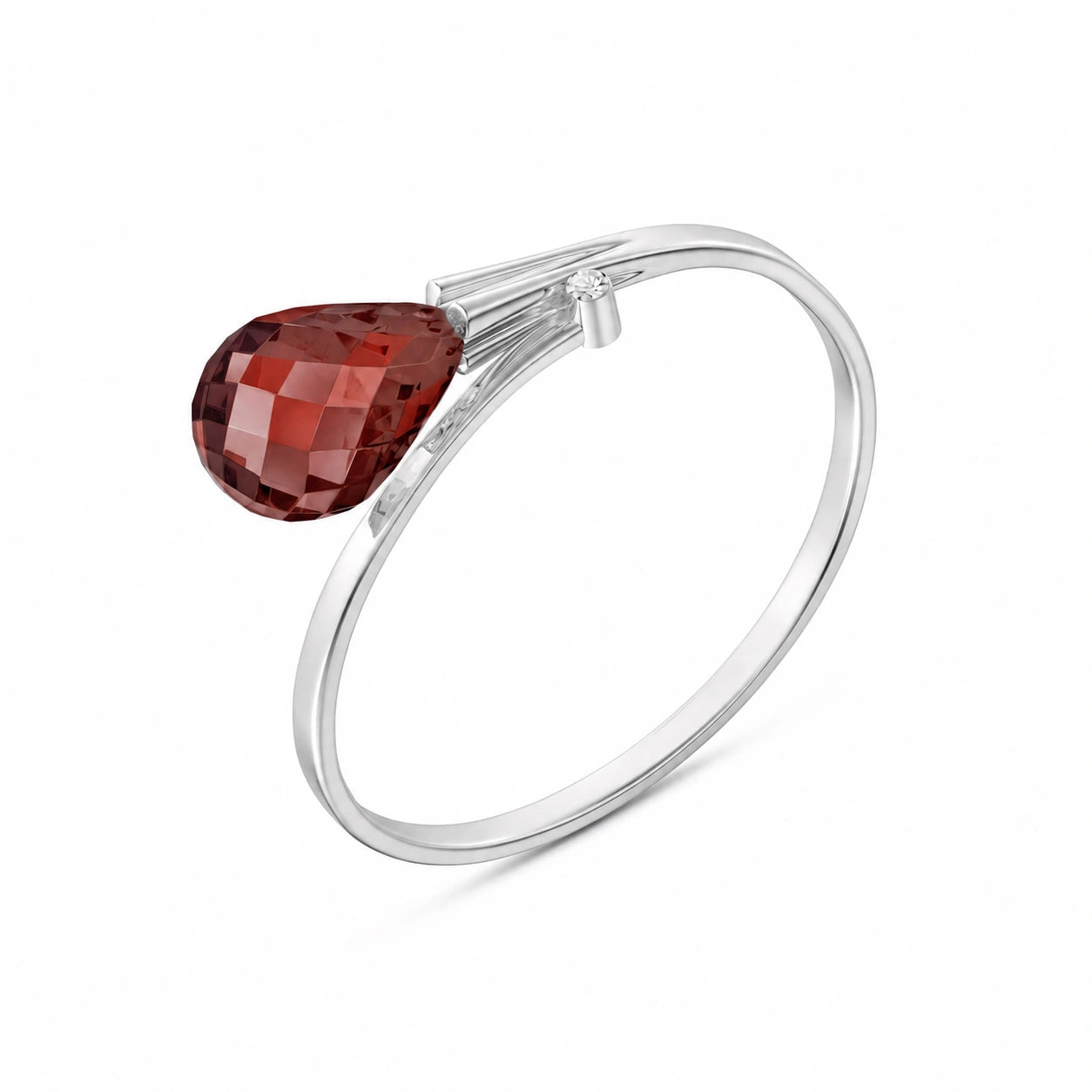 White Gold Garnet & Diamond — Editta