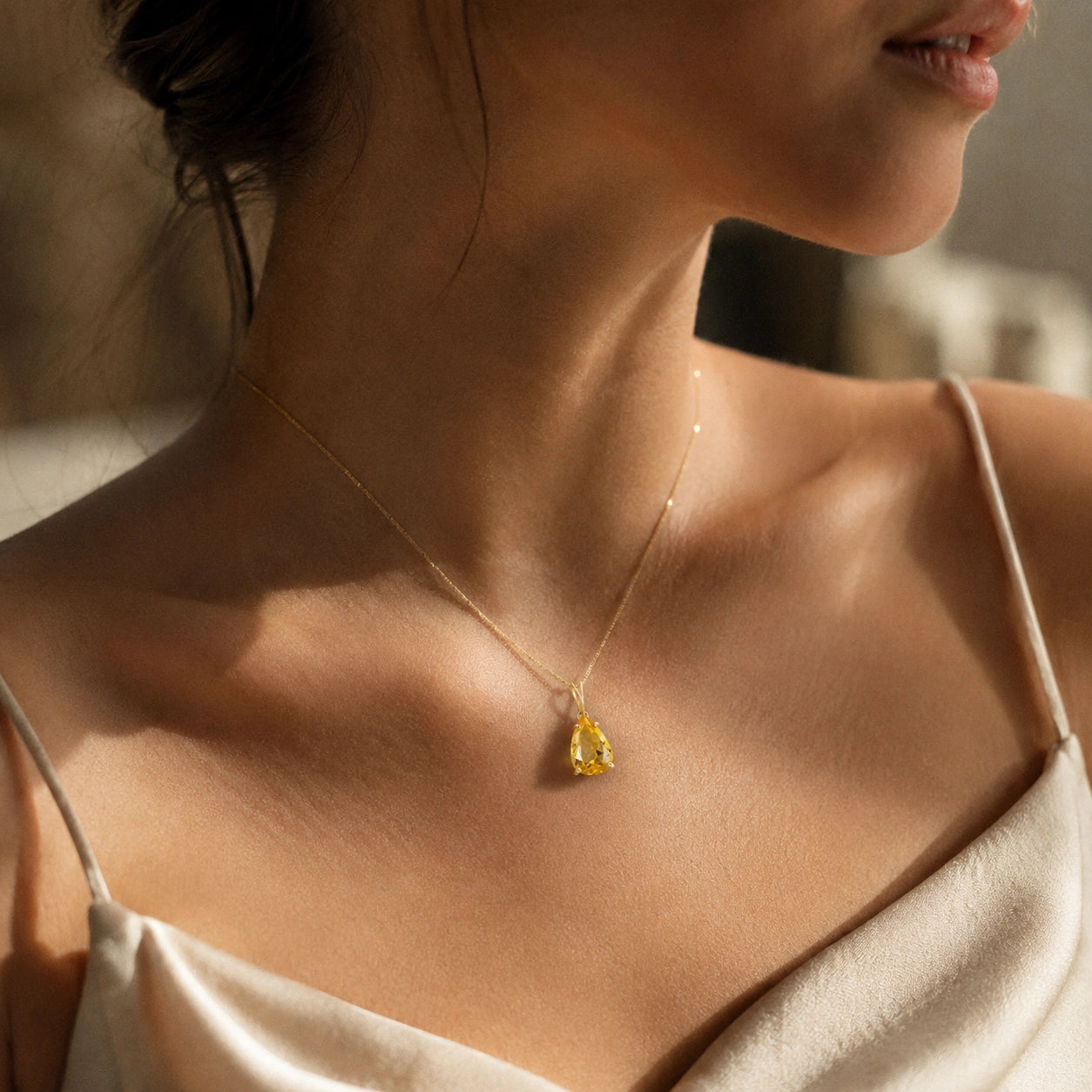 Yellow Gold Aura Pendant Necklace Citrine 10K — Camelia