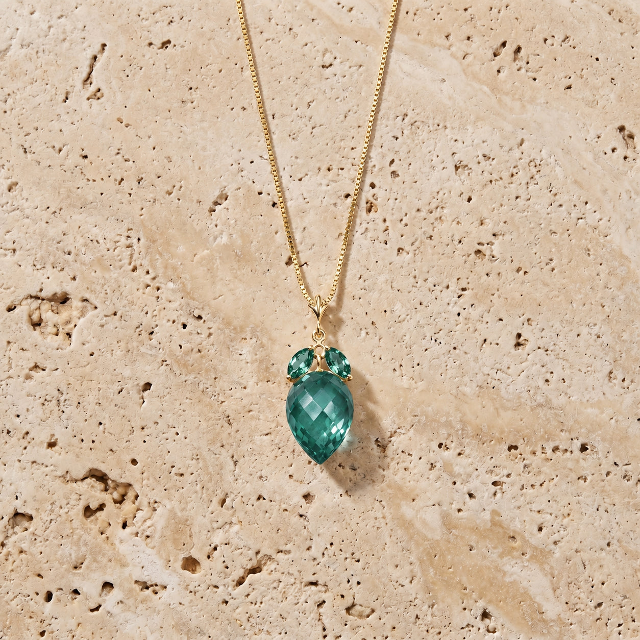 Yellow Gold Pendant Necklace Emerald 10K — Graziella