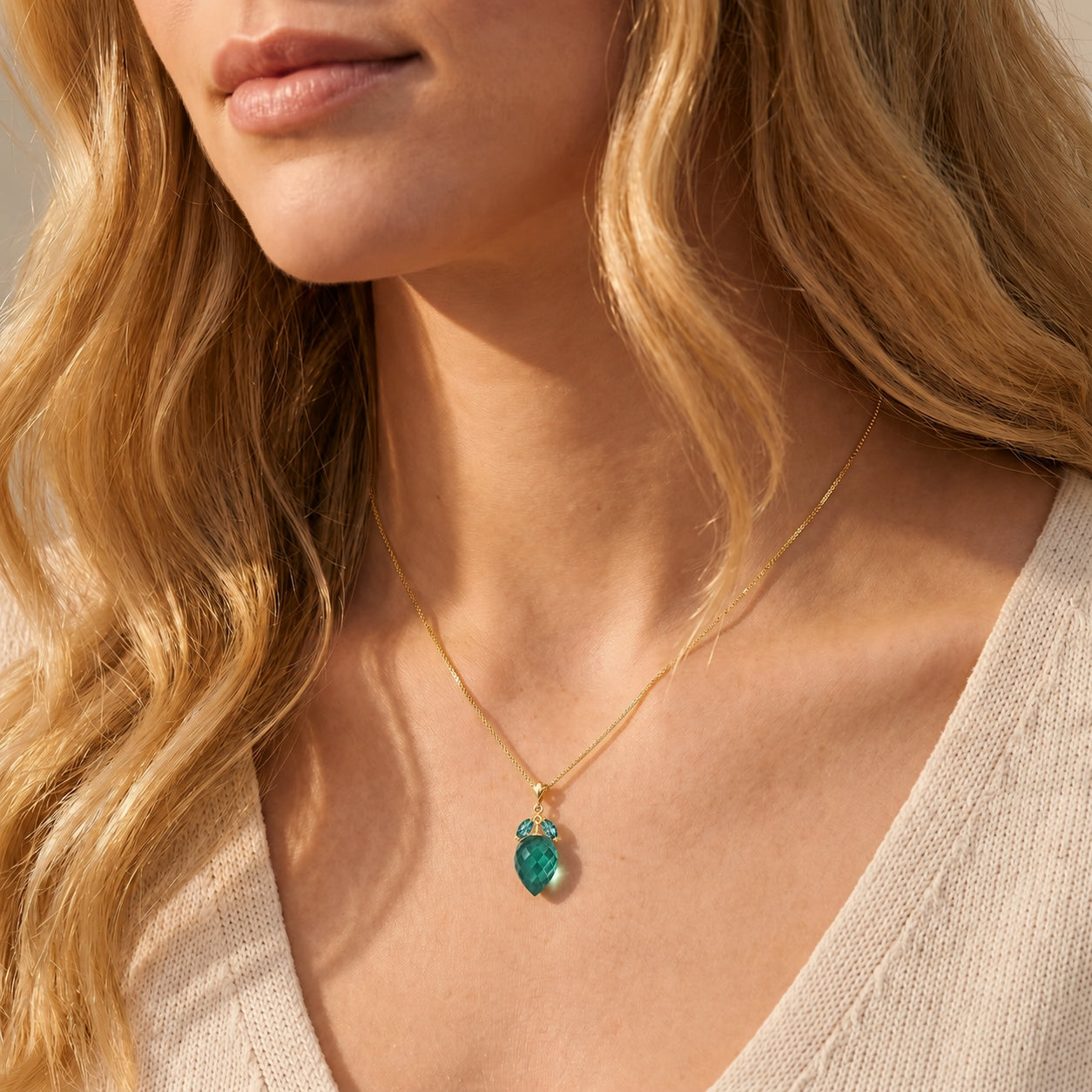 Yellow Gold Pendant Necklace Emerald 10K — Graziella