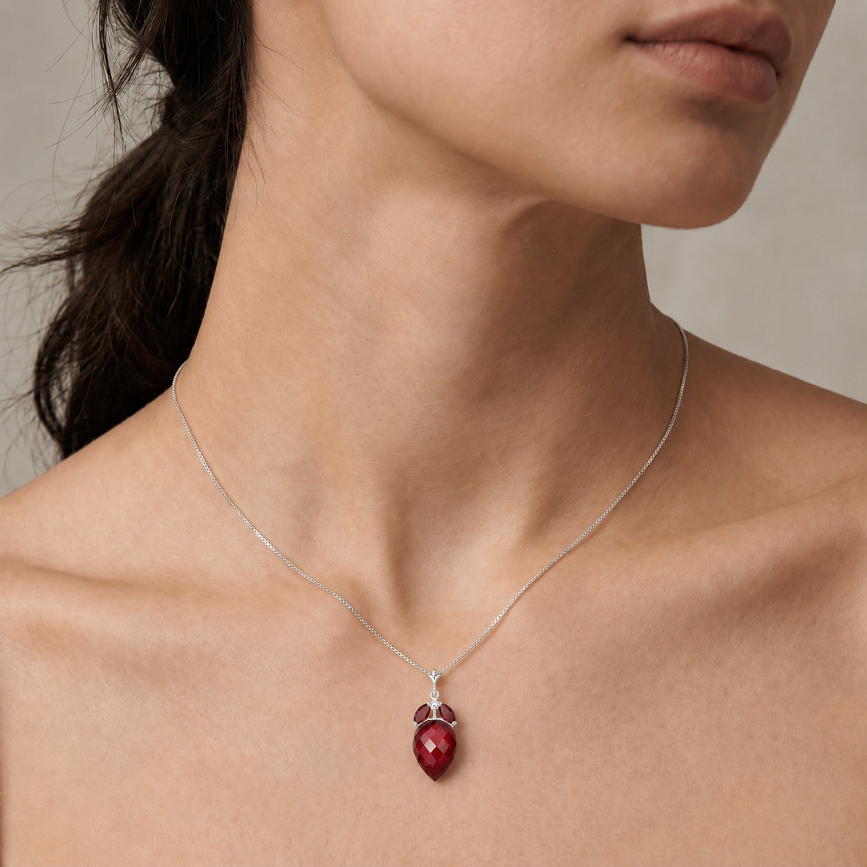 White Gold Pendant Necklace Ruby 10K — Graziella