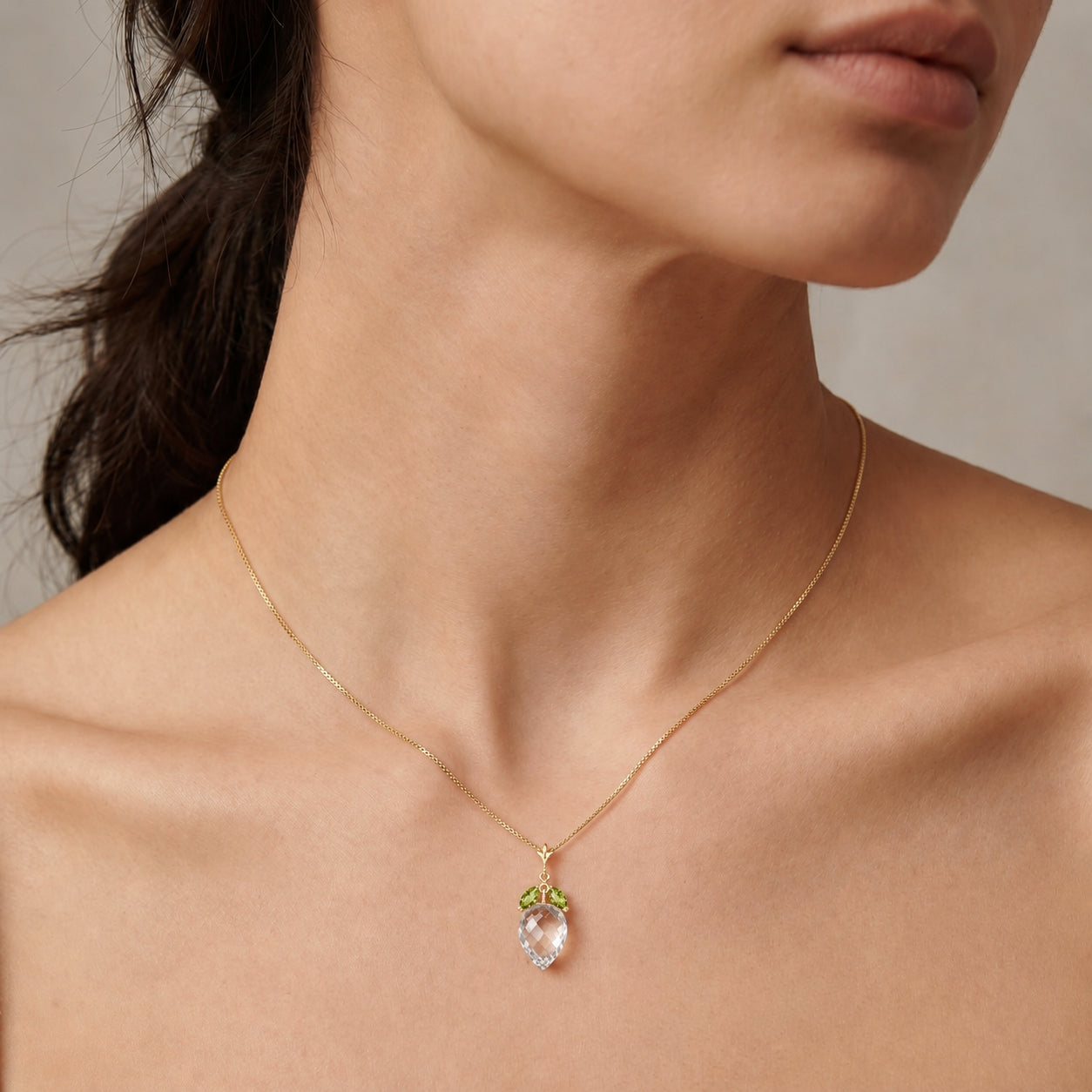 Yellow Gold Pendant Necklace White Topaz 10K — Graziella