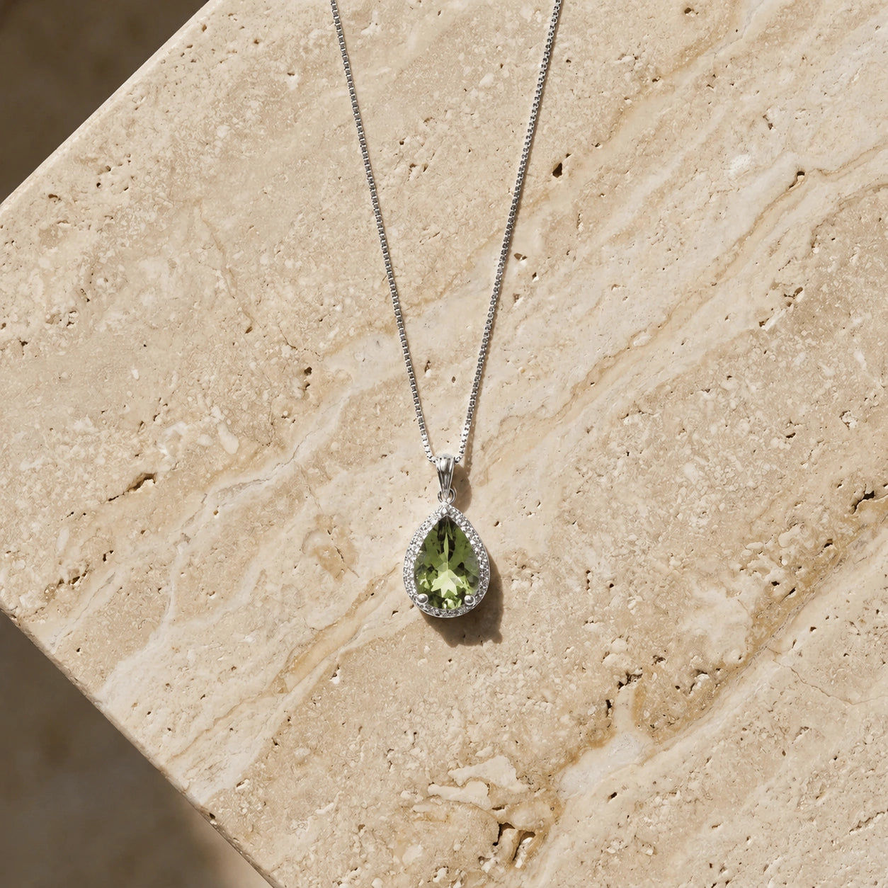 White Gold Pendant Necklace Green Amethyst 10K — Carmen