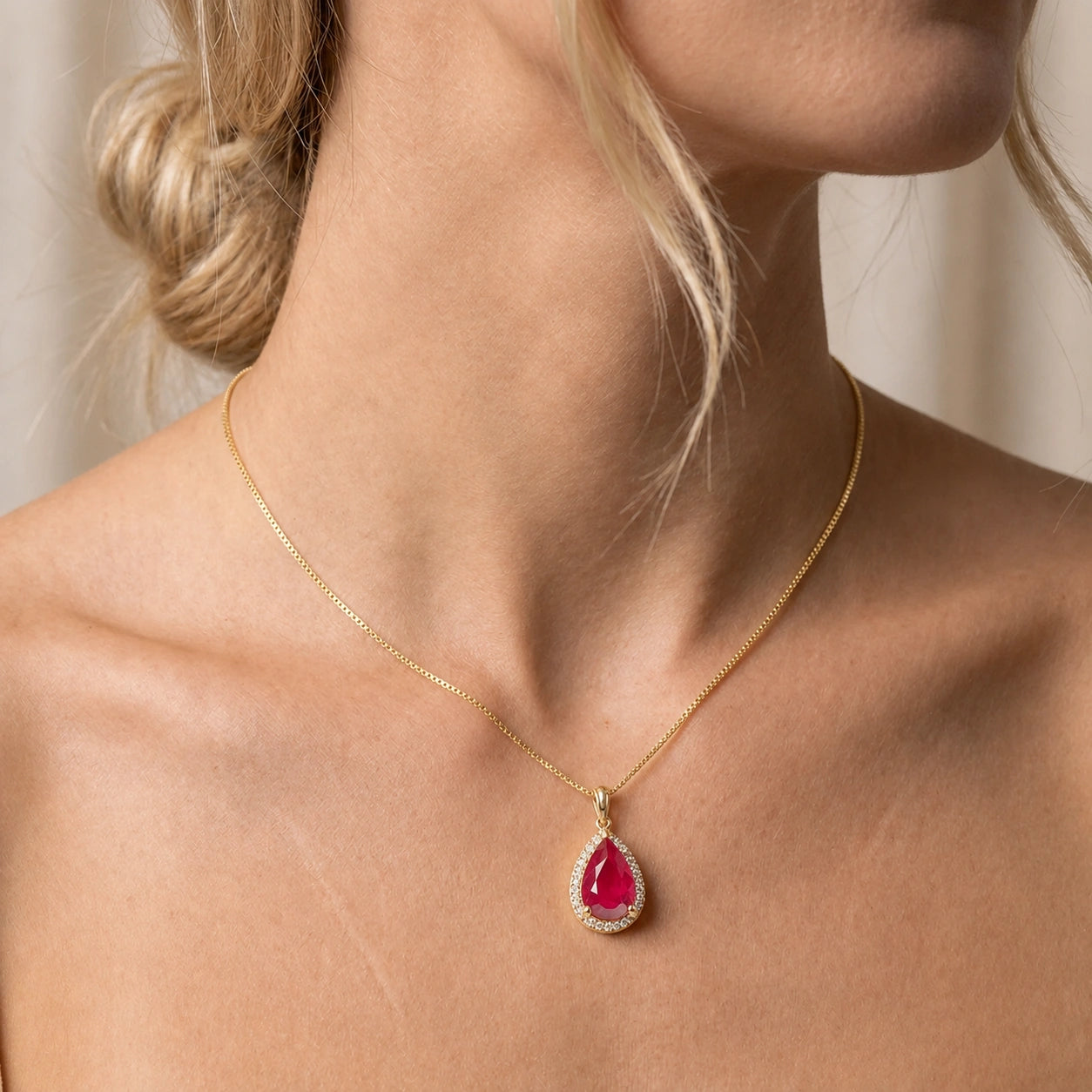 Yellow Gold Pendant Necklace Ruby 10K — Carmen