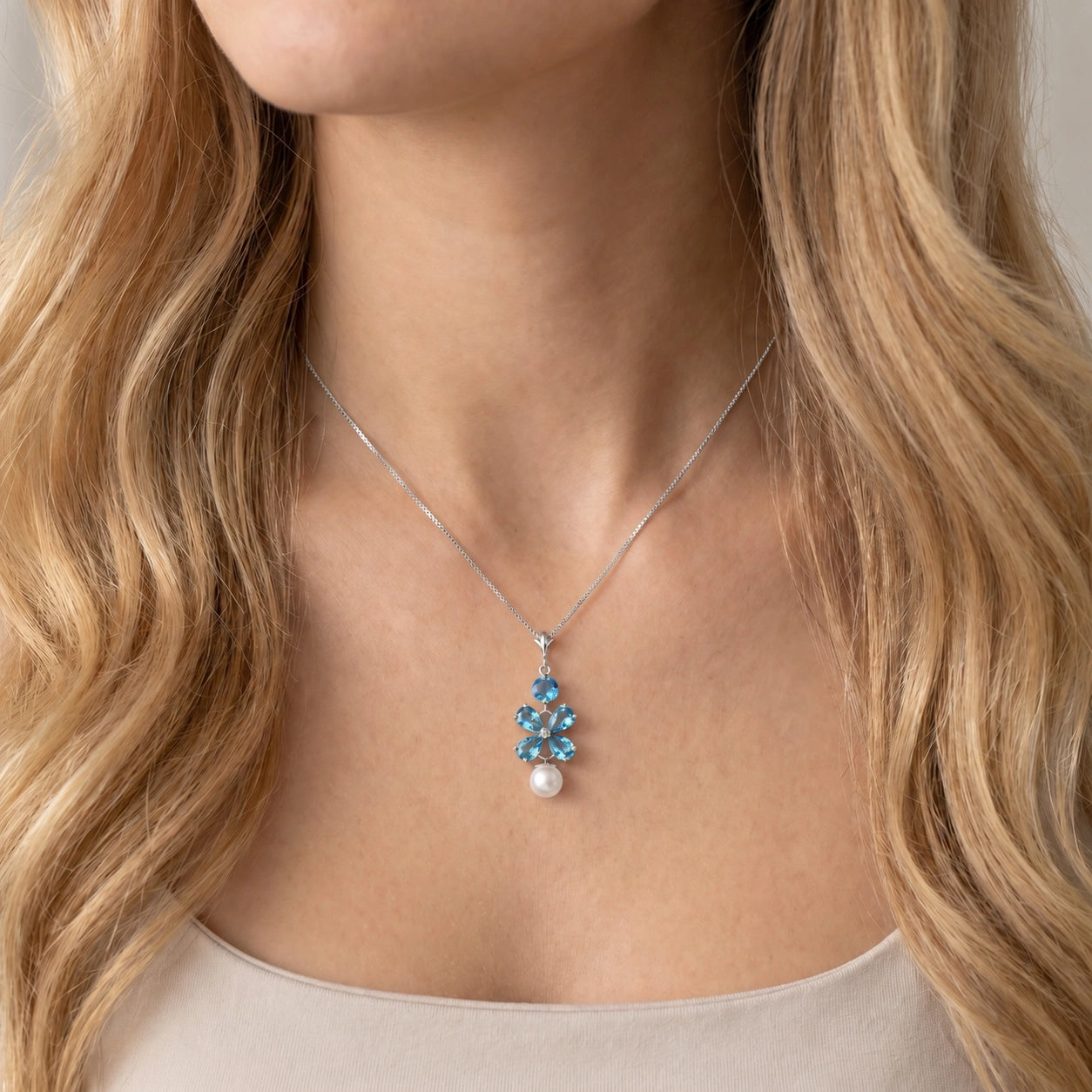 White Gold Pearl & Blue Topaz — Amantina