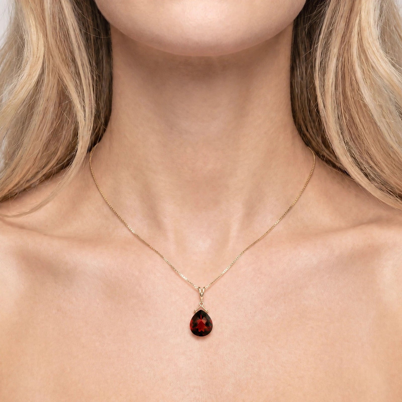 Yellow Gold Garnet — Bellina