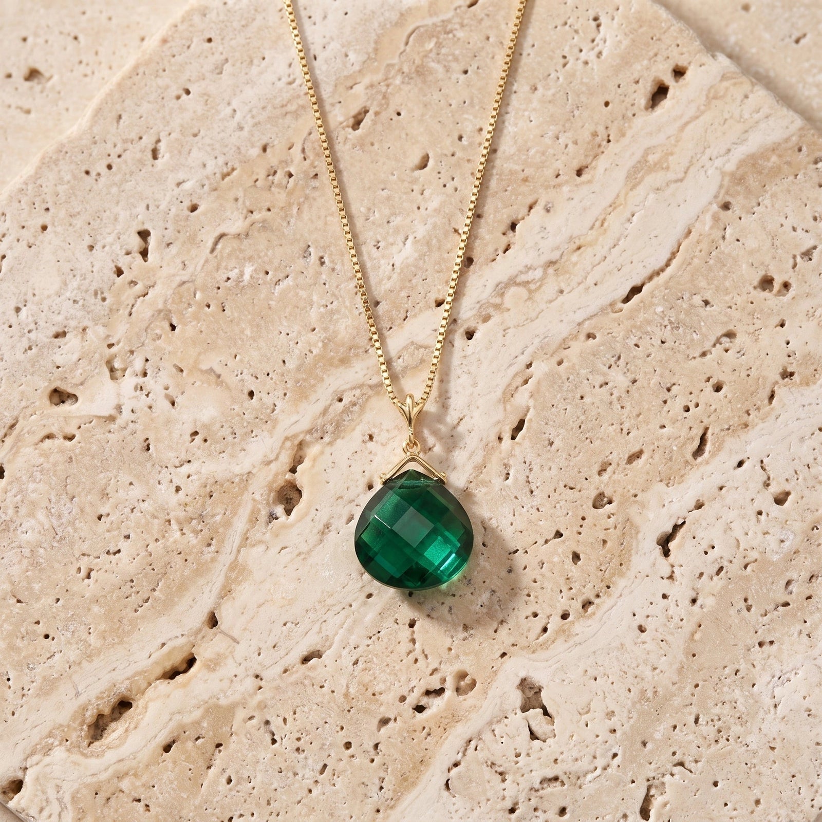 Yellow Gold Necklace Emerald 10K — Mafalda