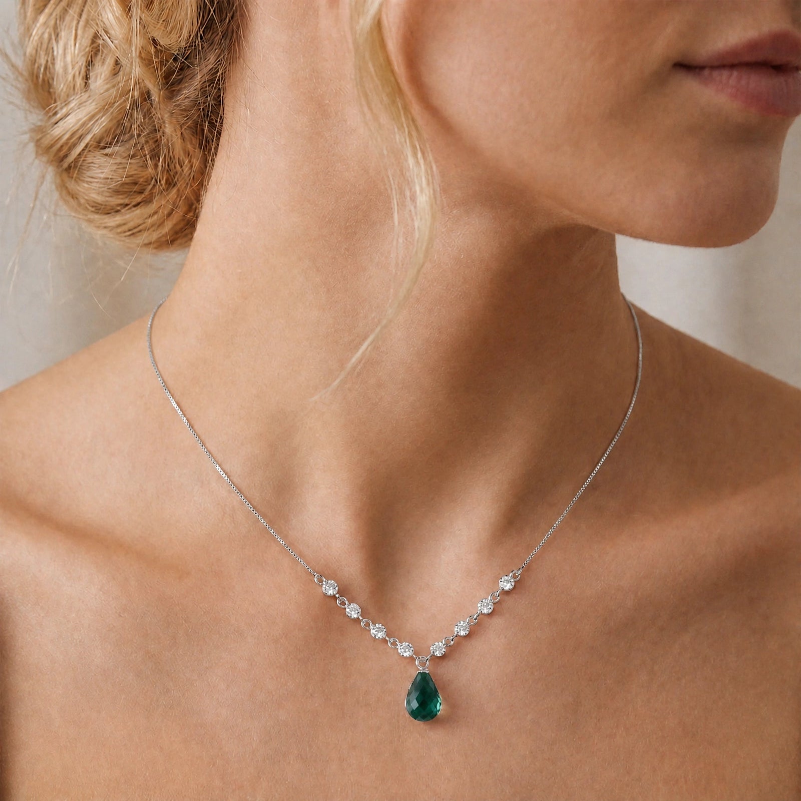 White Gold Emerald & Diamond — Clarice