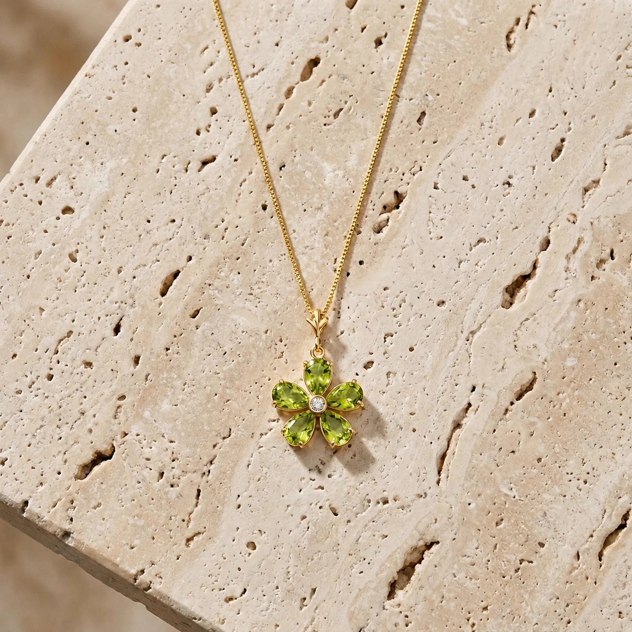 Yellow Gold Radiance Necklace Peridot 10K — Felicita