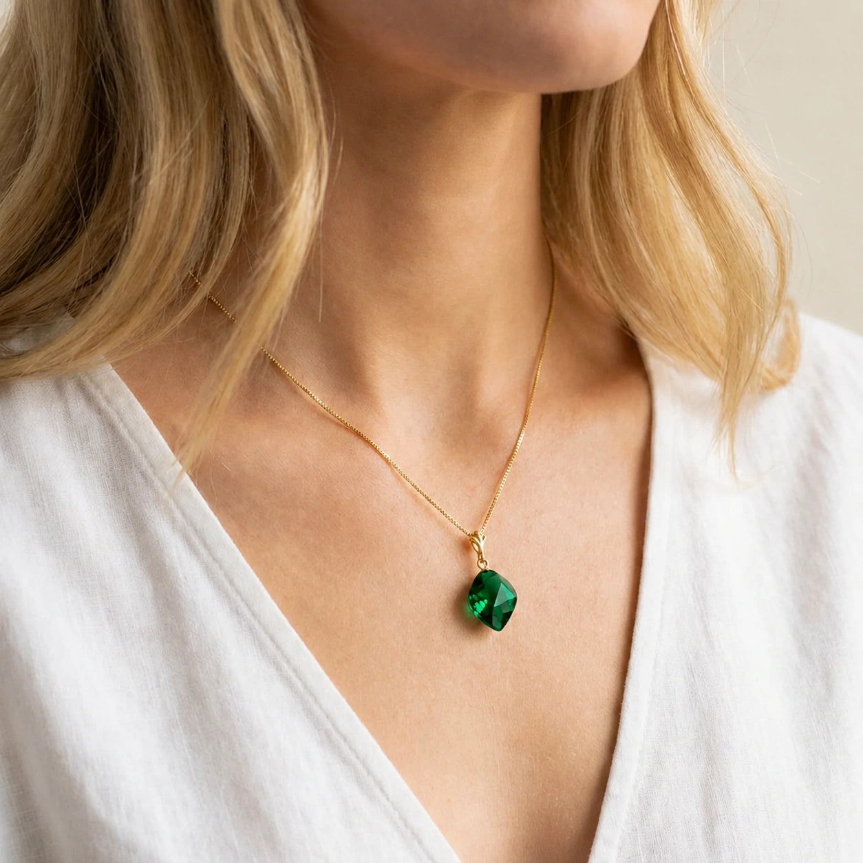 Yellow Gold Emerald — Dionisia