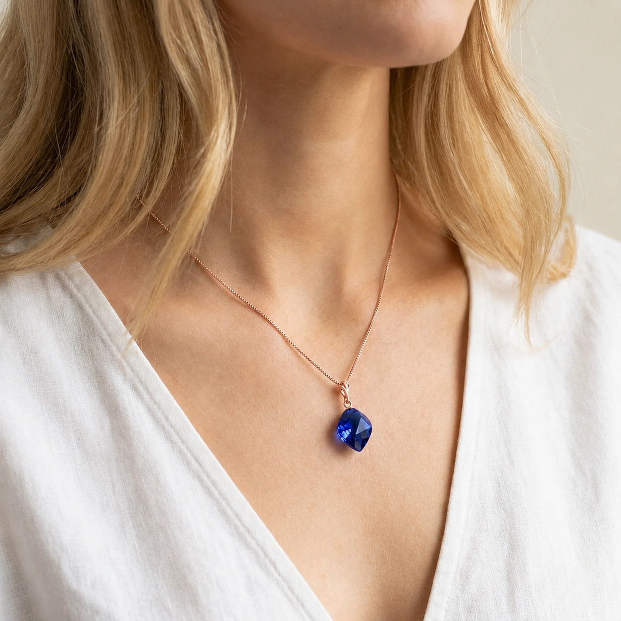 Rose Gold Sapphire — Dionisia