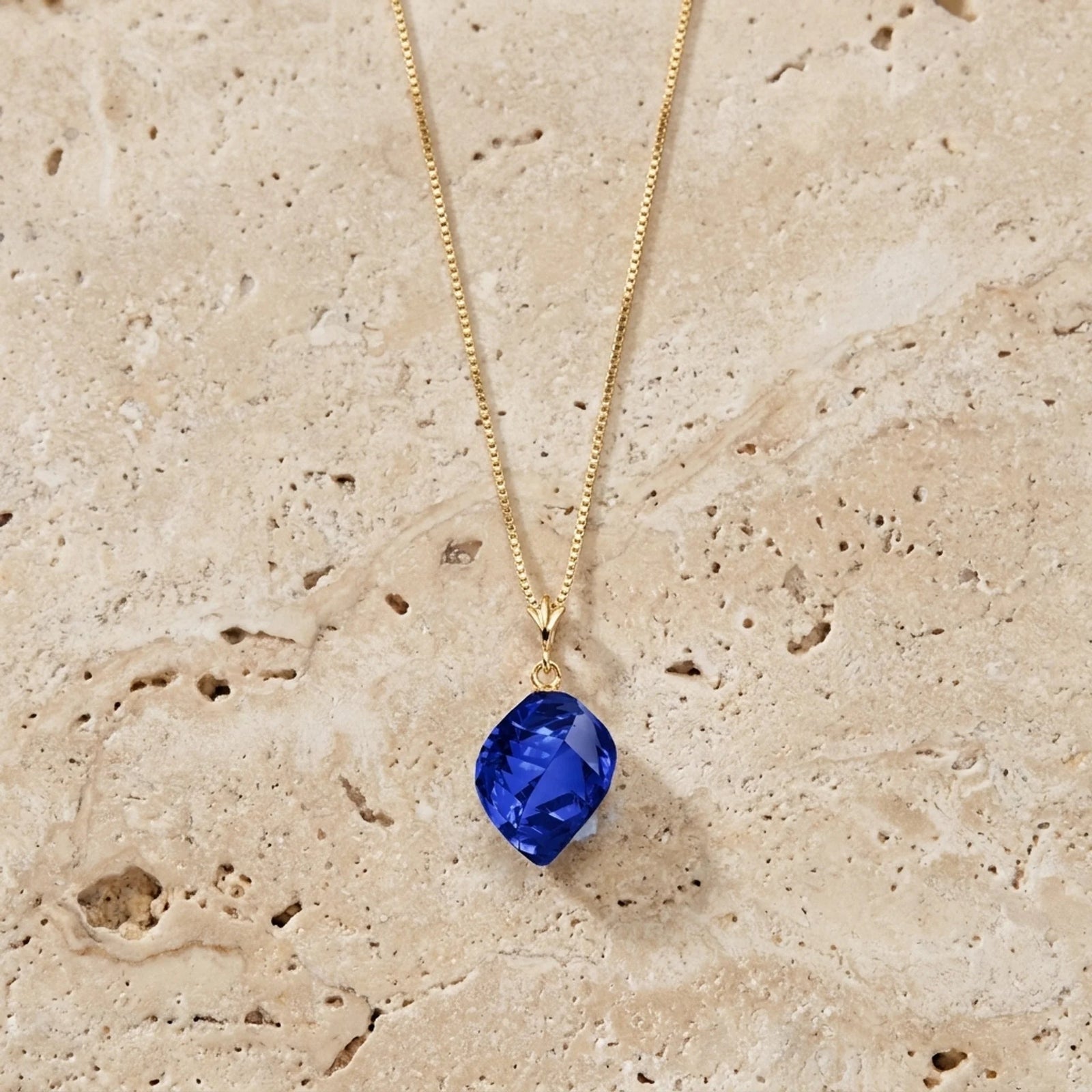 Yellow Gold Sapphire — Dionisia