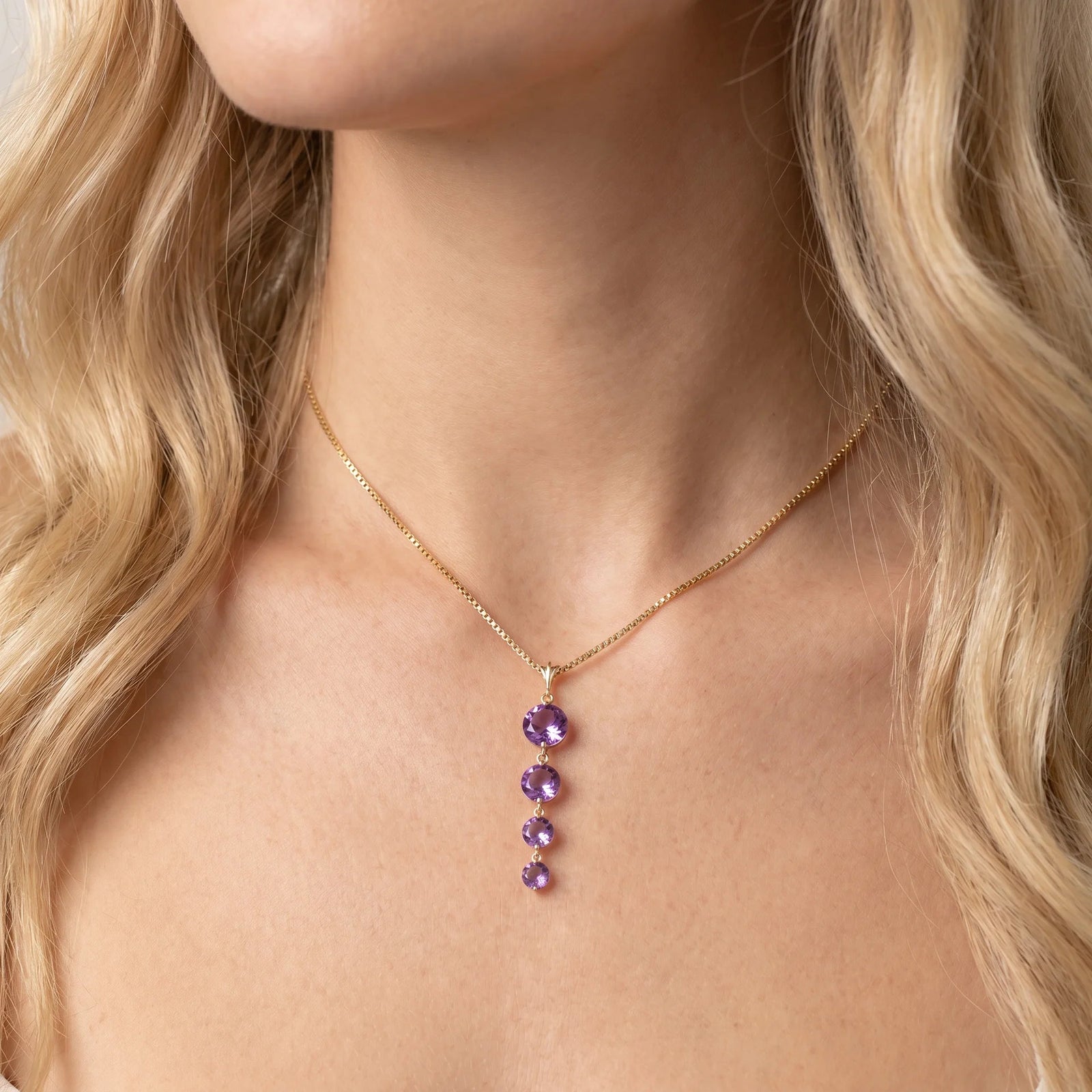 Yellow Gold Classic Necklace Garnet 10K — Clementina