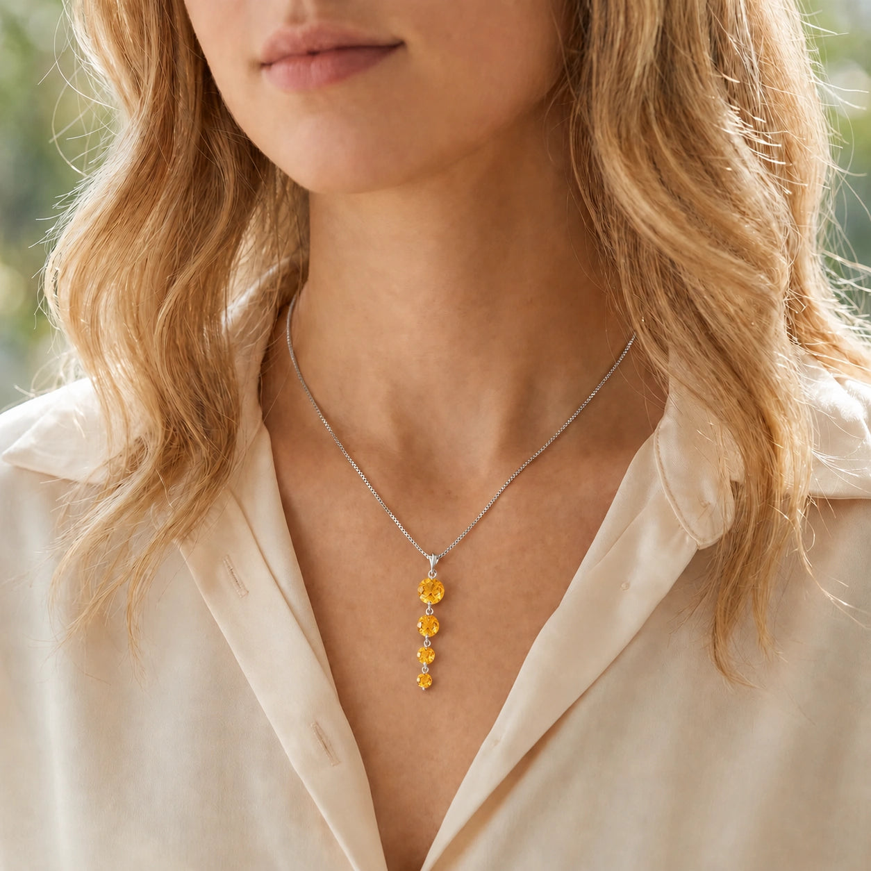 White Gold Classic Necklace Peridot 10K — Clementina
