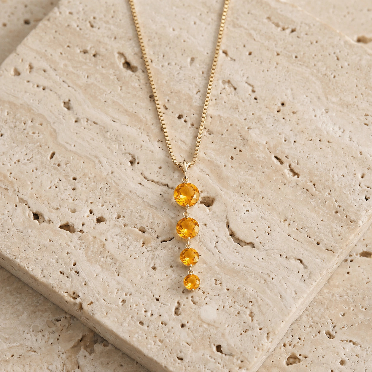 Yellow Gold Classic Necklace Peridot 10K — Clementina