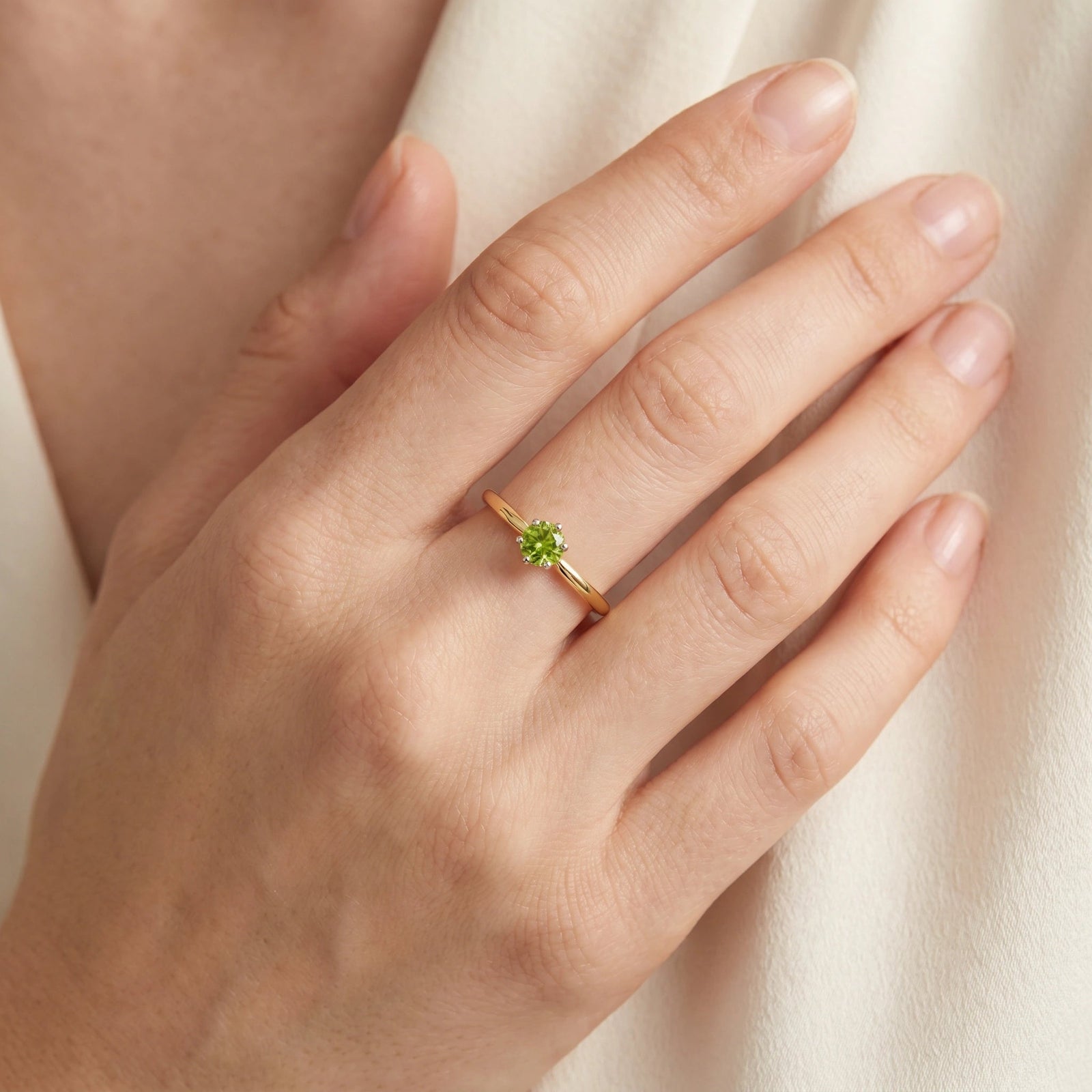 Yellow Gold Ring Diamond 10K — Sole