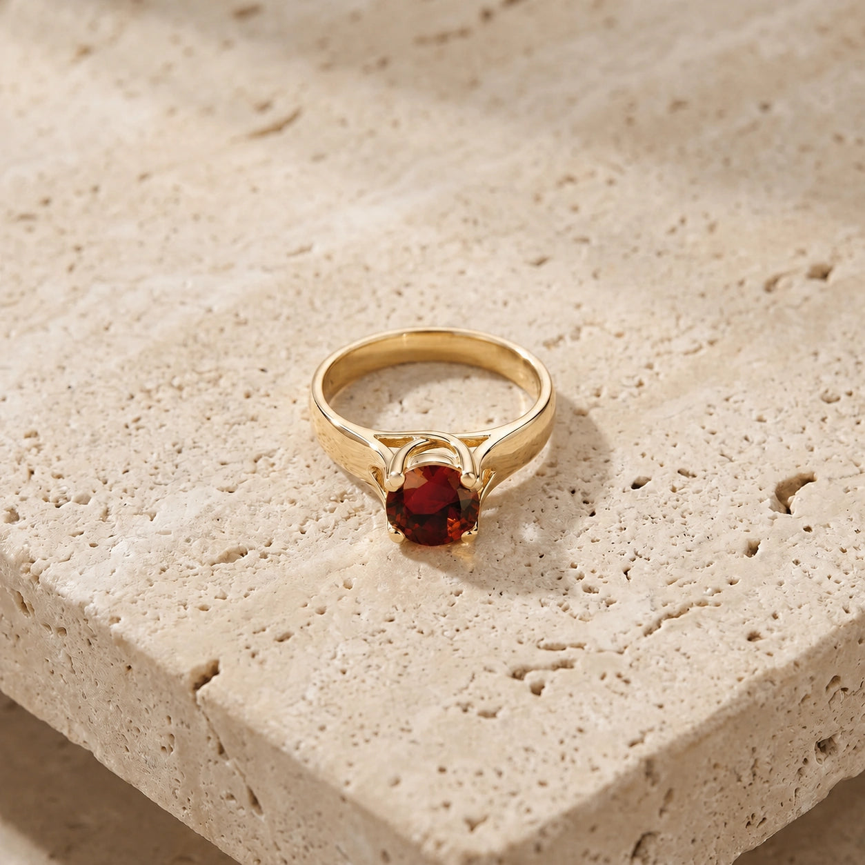 Yellow Gold Garnet — Consolata