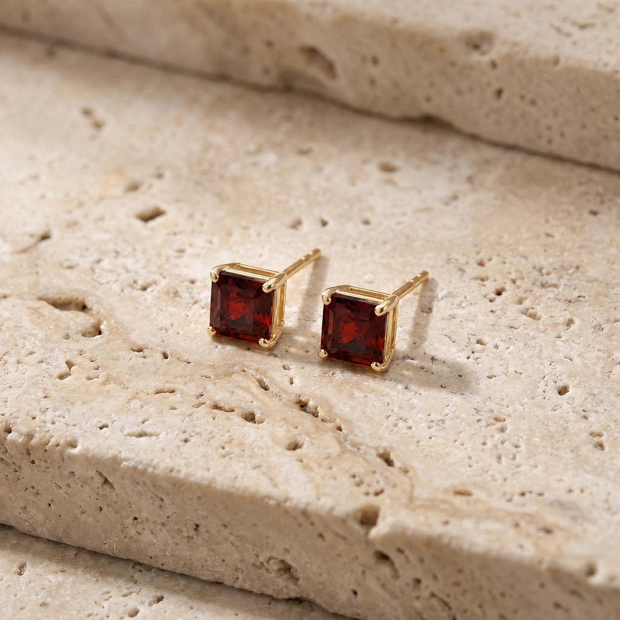 Yellow Gold Garnet — Mariaemilia