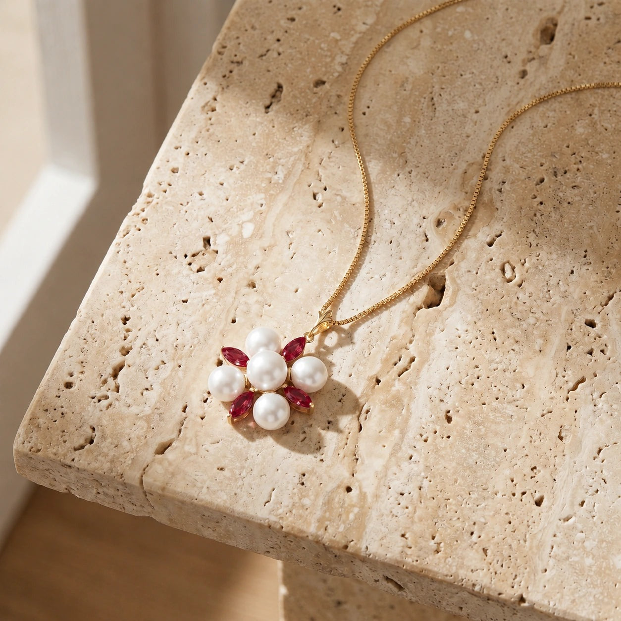 Yellow Gold Belle Necklace Pearl 10K — Aurelia