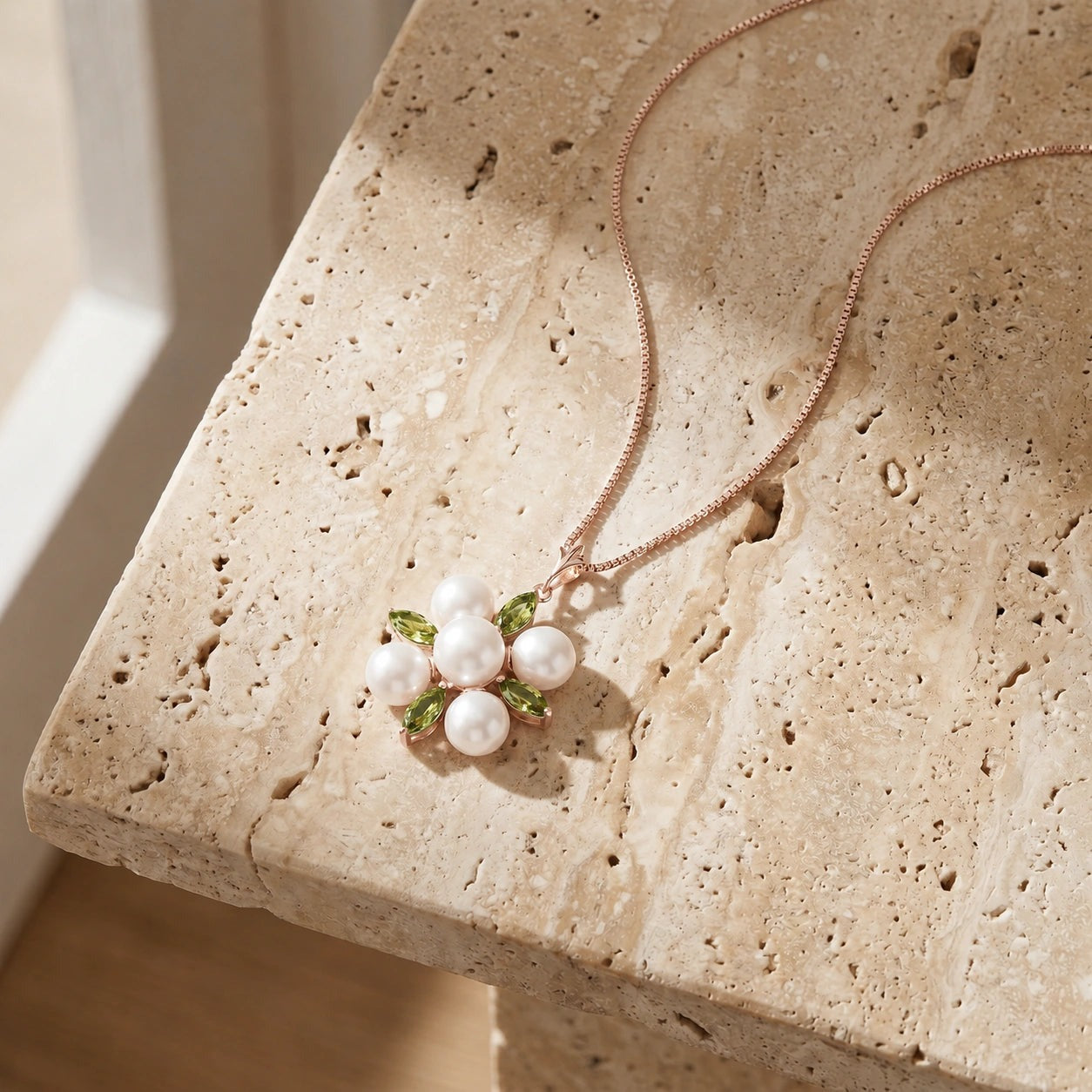 Rose Gold Belle Necklace Peridot 10K — Aurelia