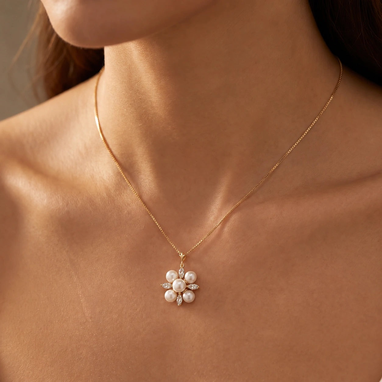 Yellow Gold Belle Necklace White Topaz 10K — Aurelia