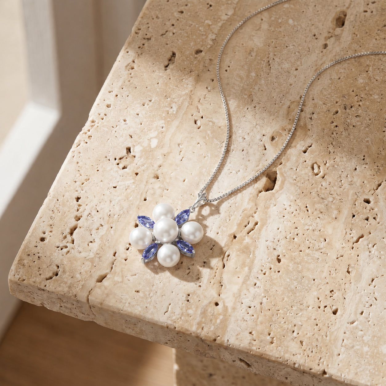 White Gold Belle Necklace Tanzanite 10K — Aurelia