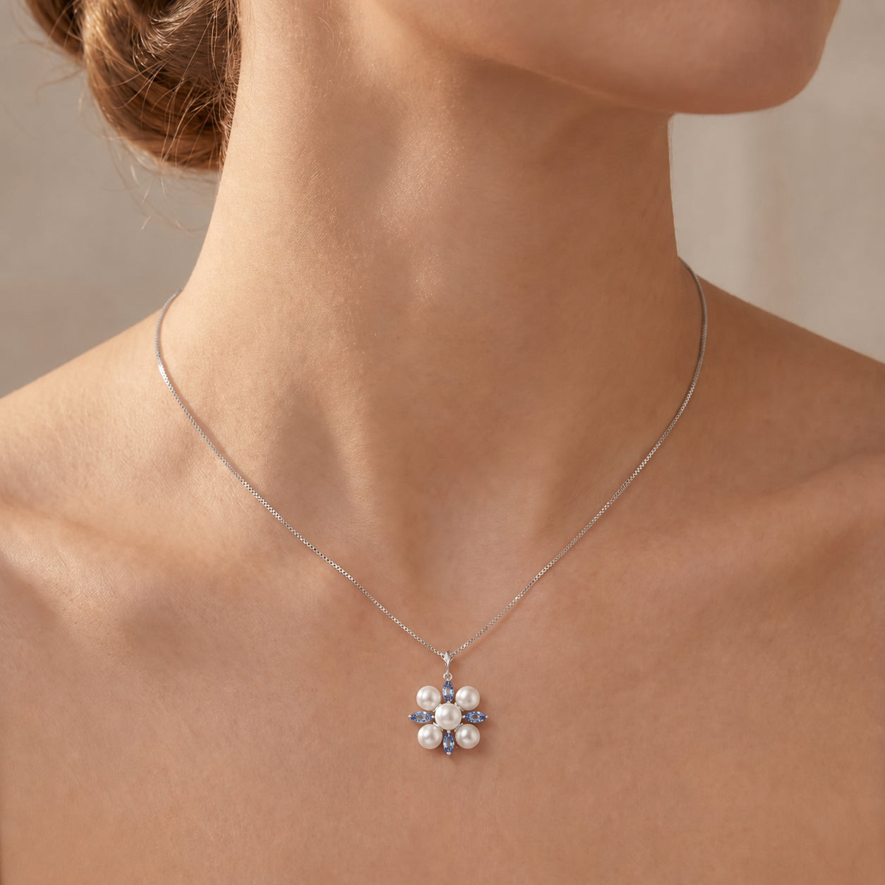 White Gold Belle Necklace Tanzanite 10K — Aurelia